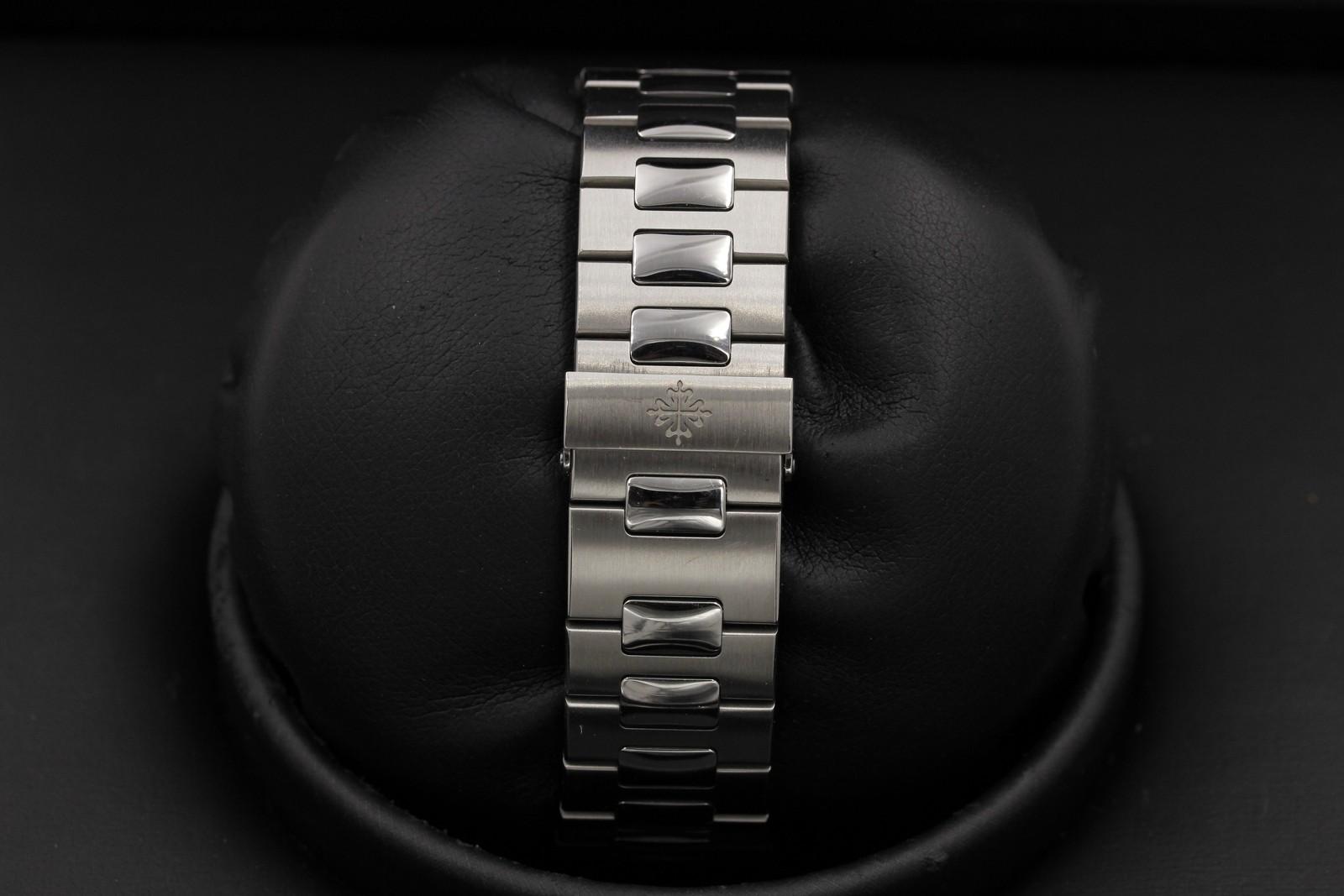 Watch Image 7