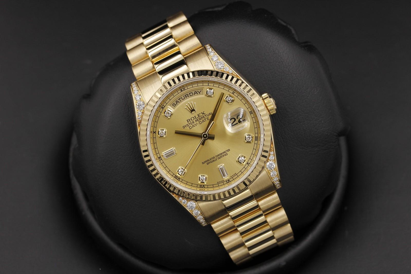 Watch Image 9