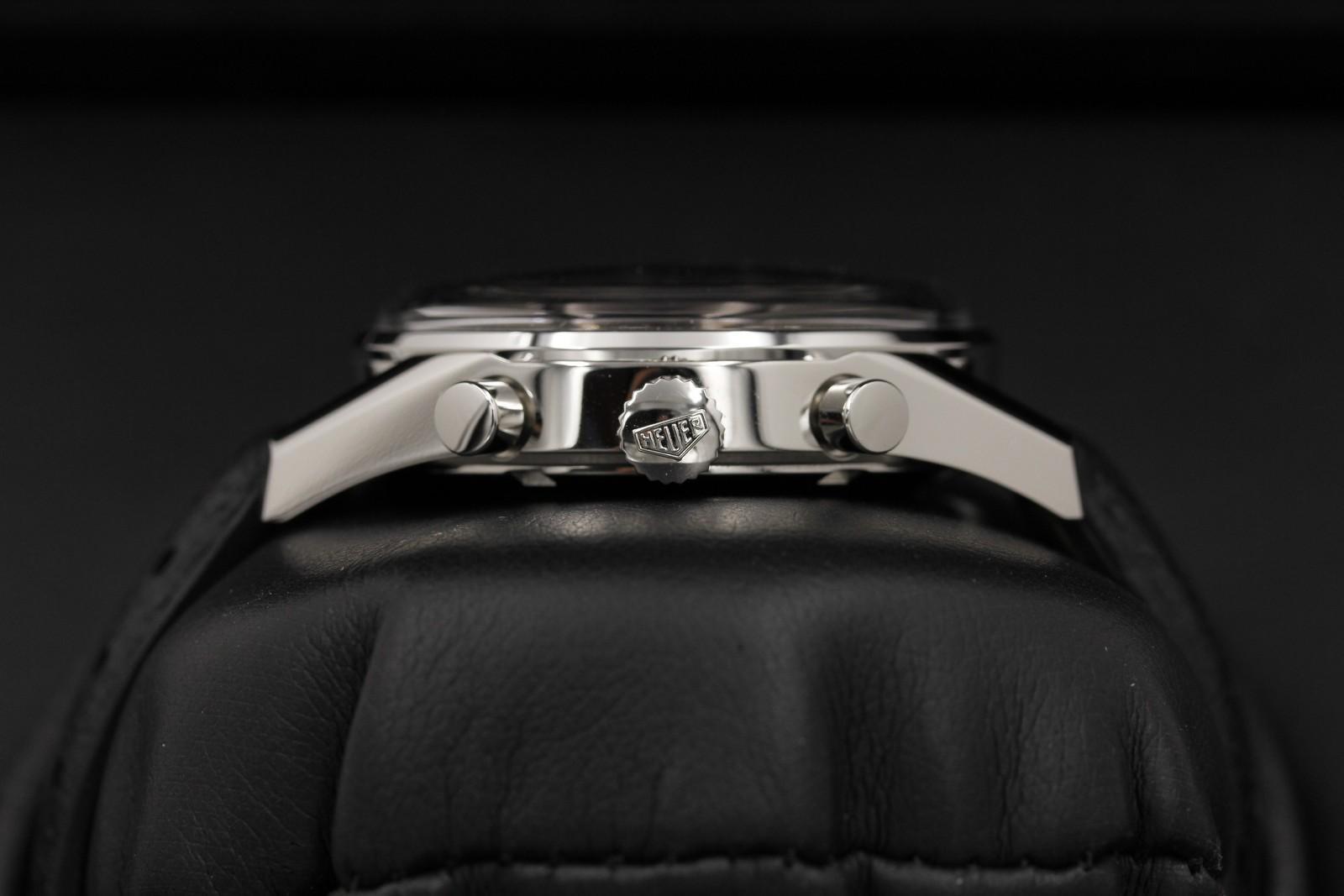 Watch Image 3