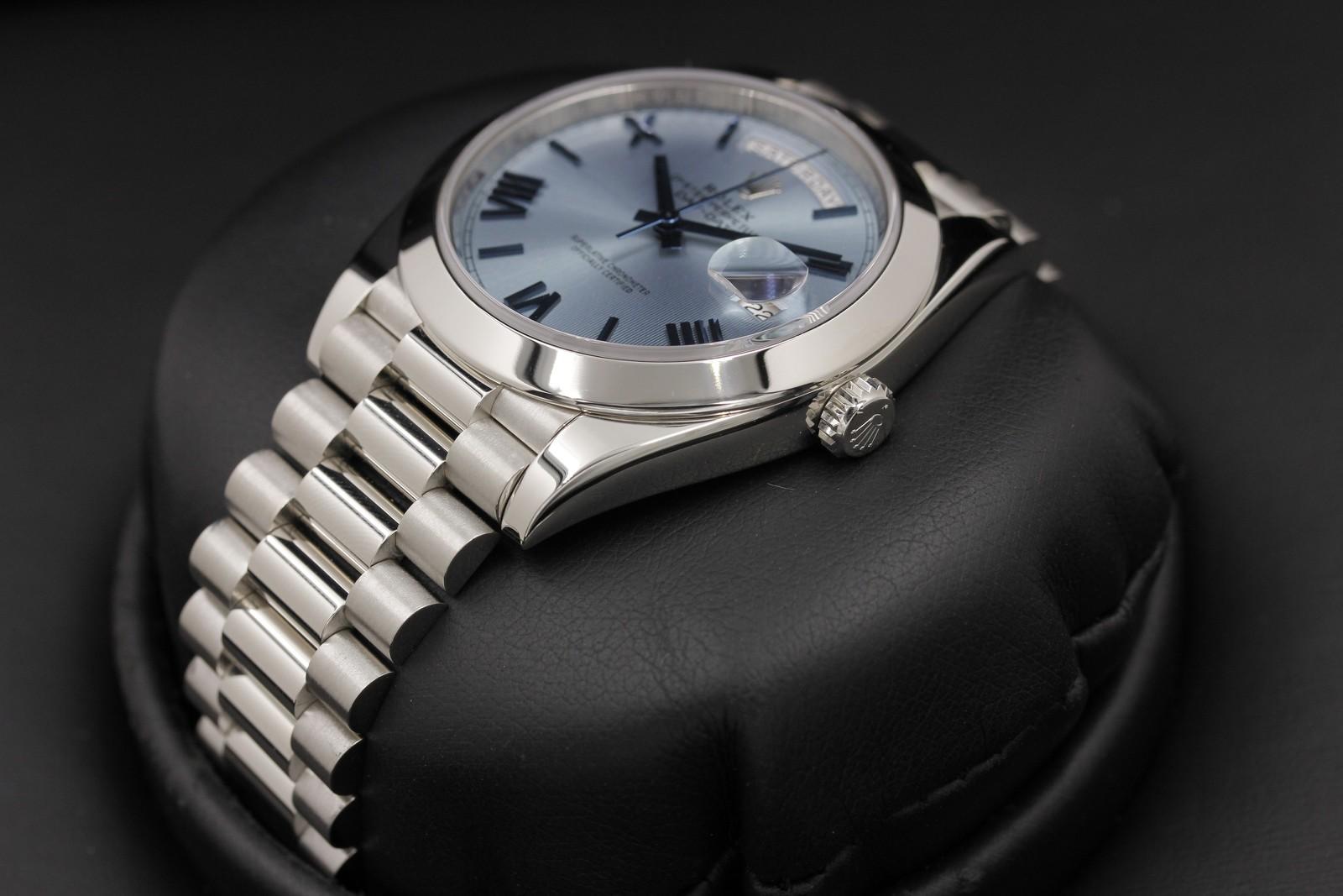 Watch Image 2