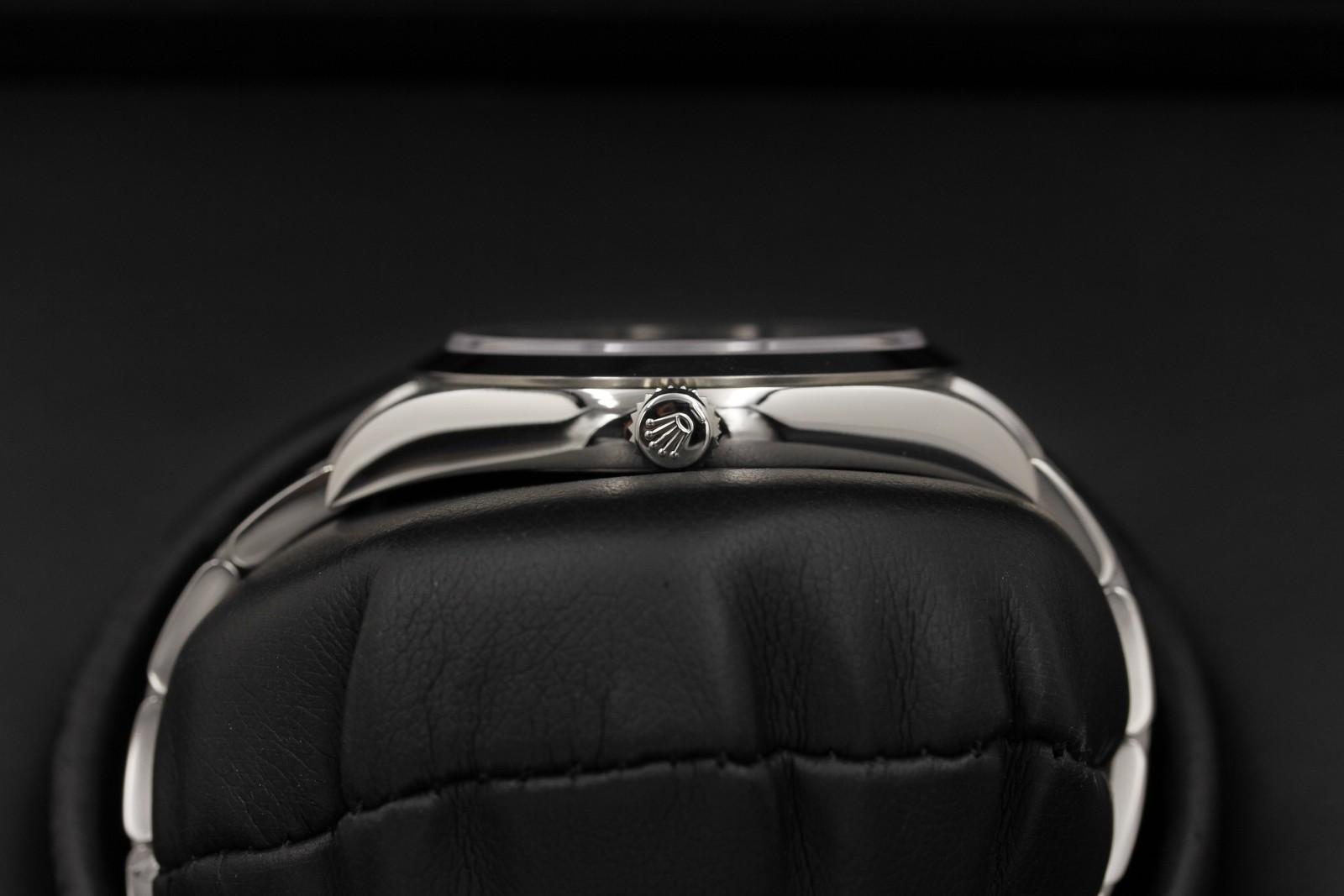 Watch Image 3