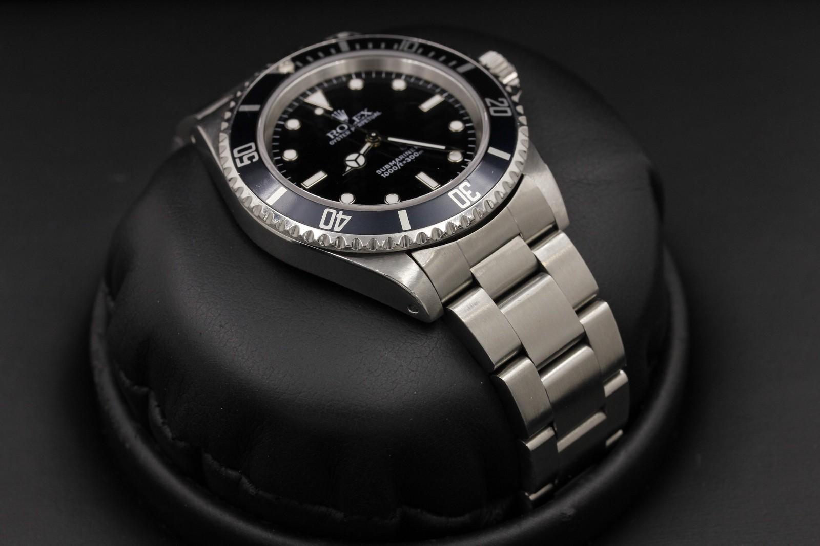 Watch Image 6