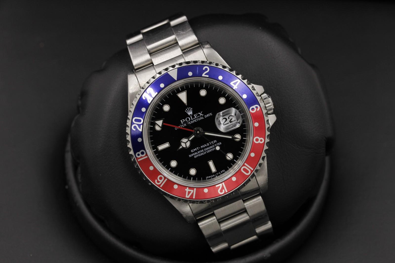 Watch Image 9