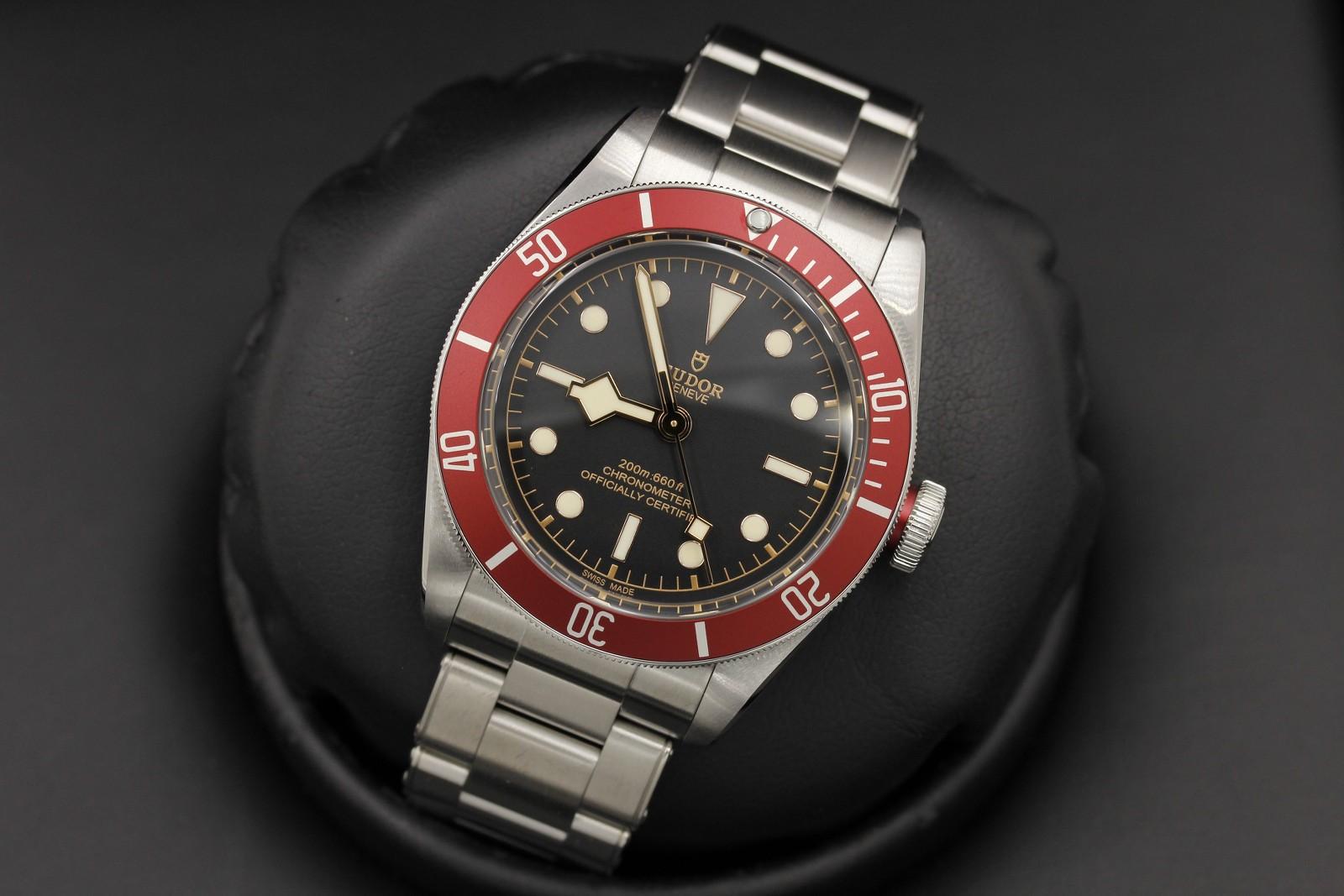 Watch Image 8