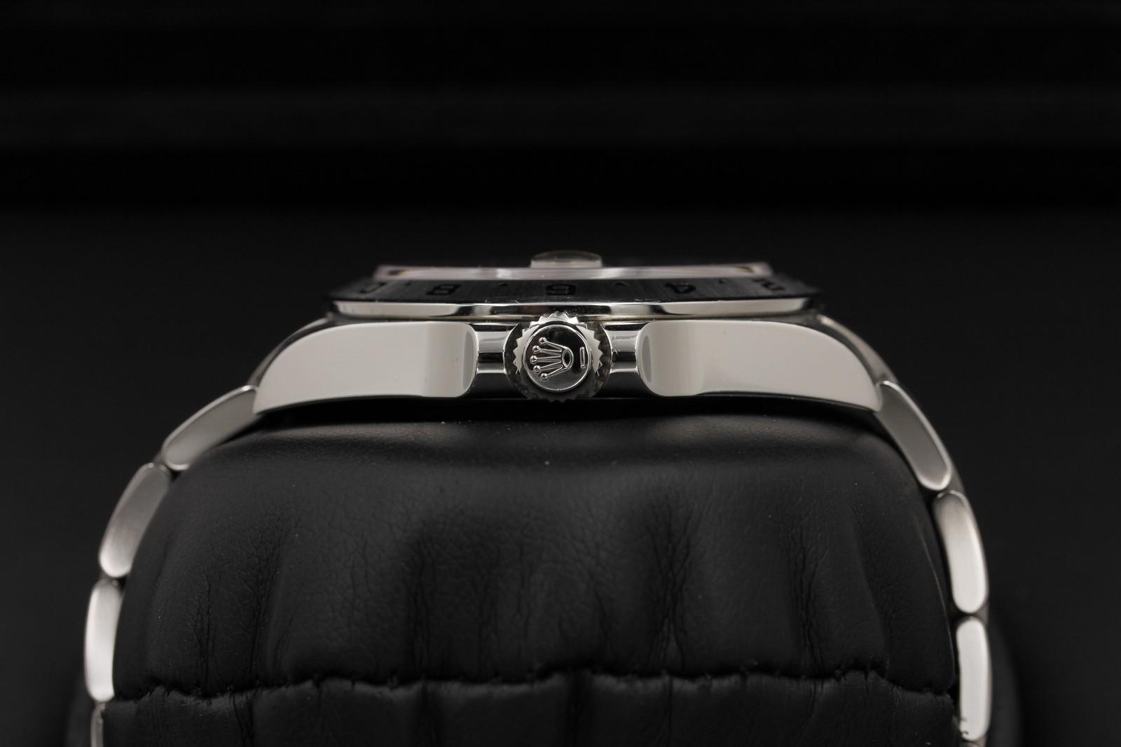 Watch Image 3