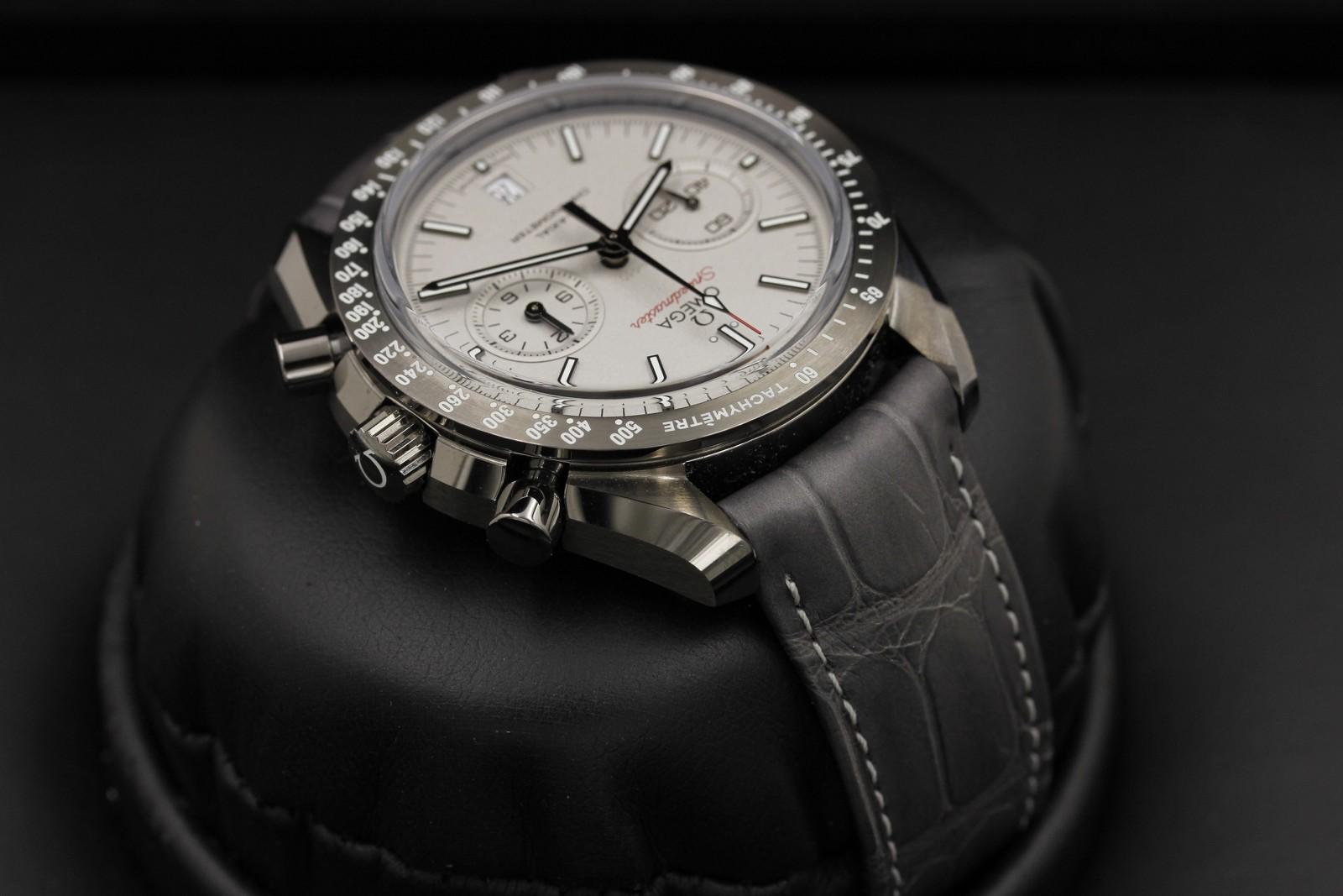 Watch Image 4