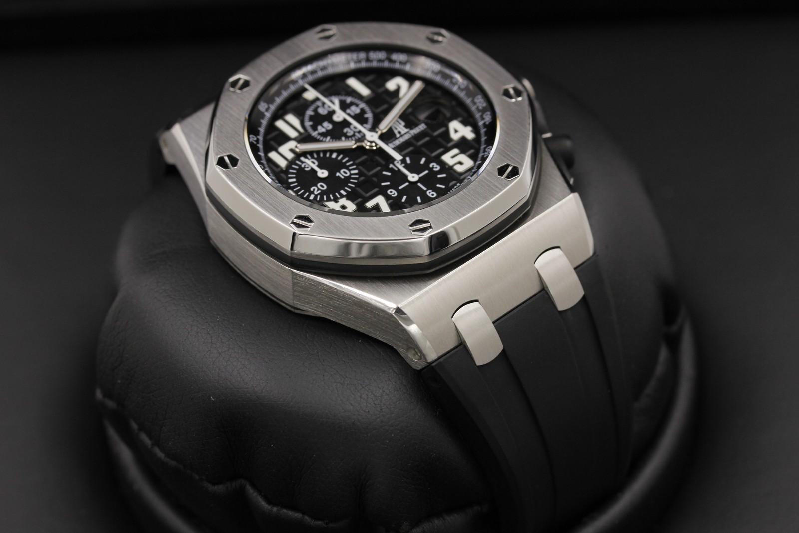 Watch Image 6