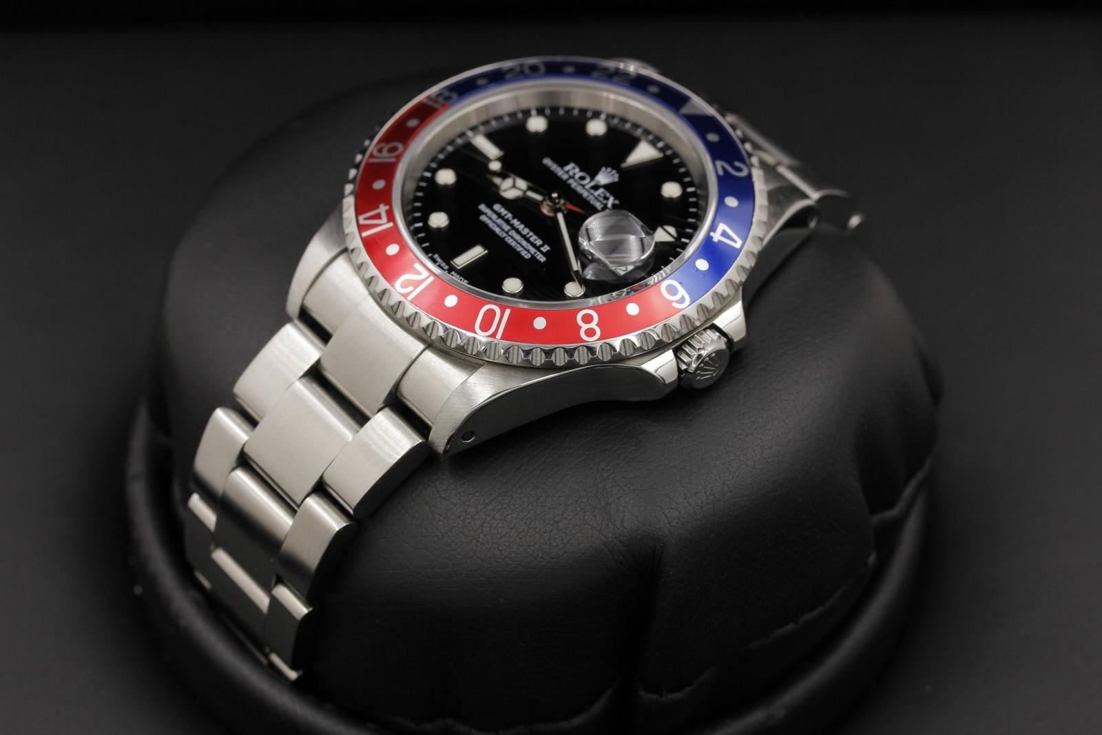 Watch Image 2