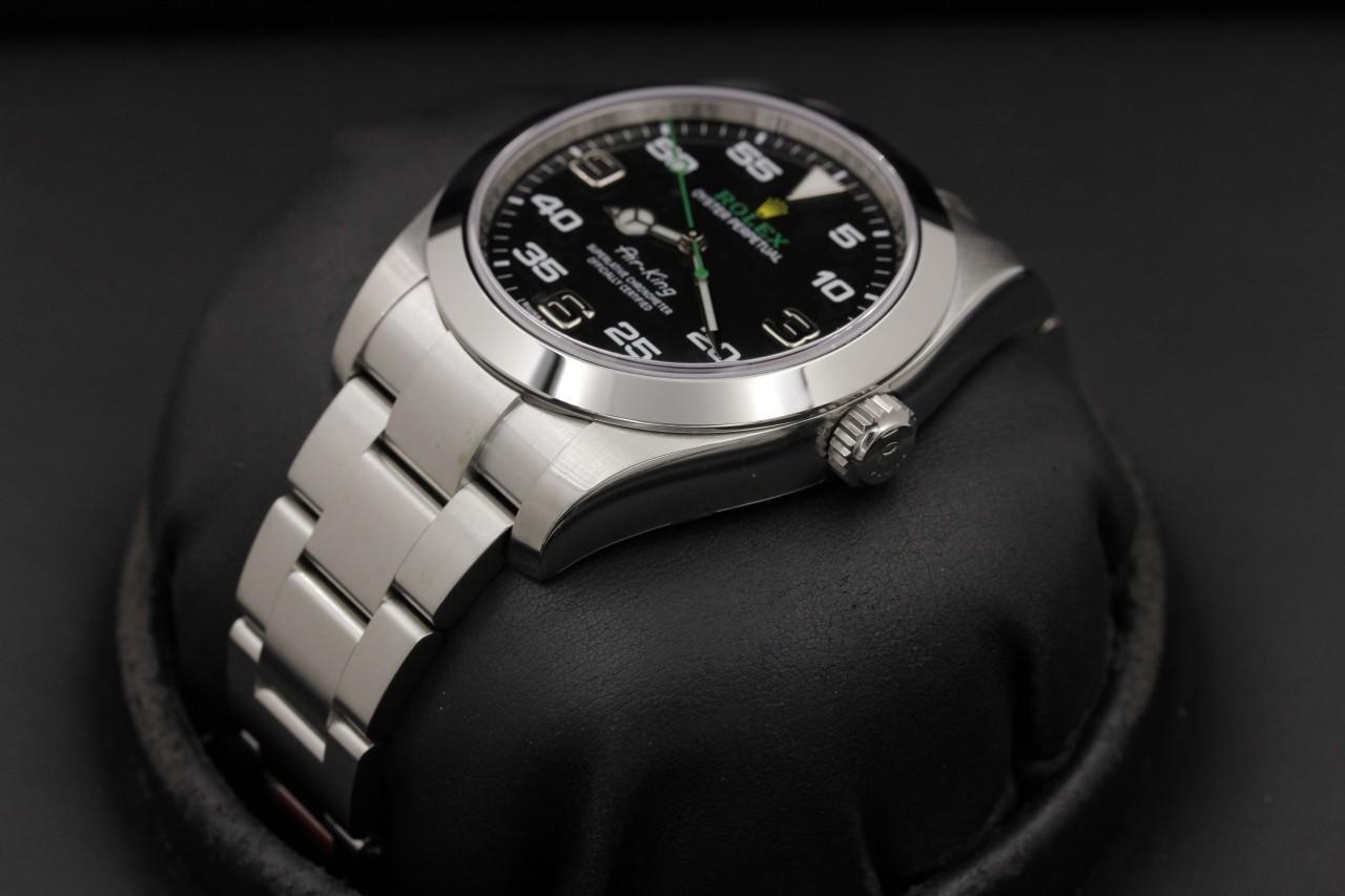Watch Image 2