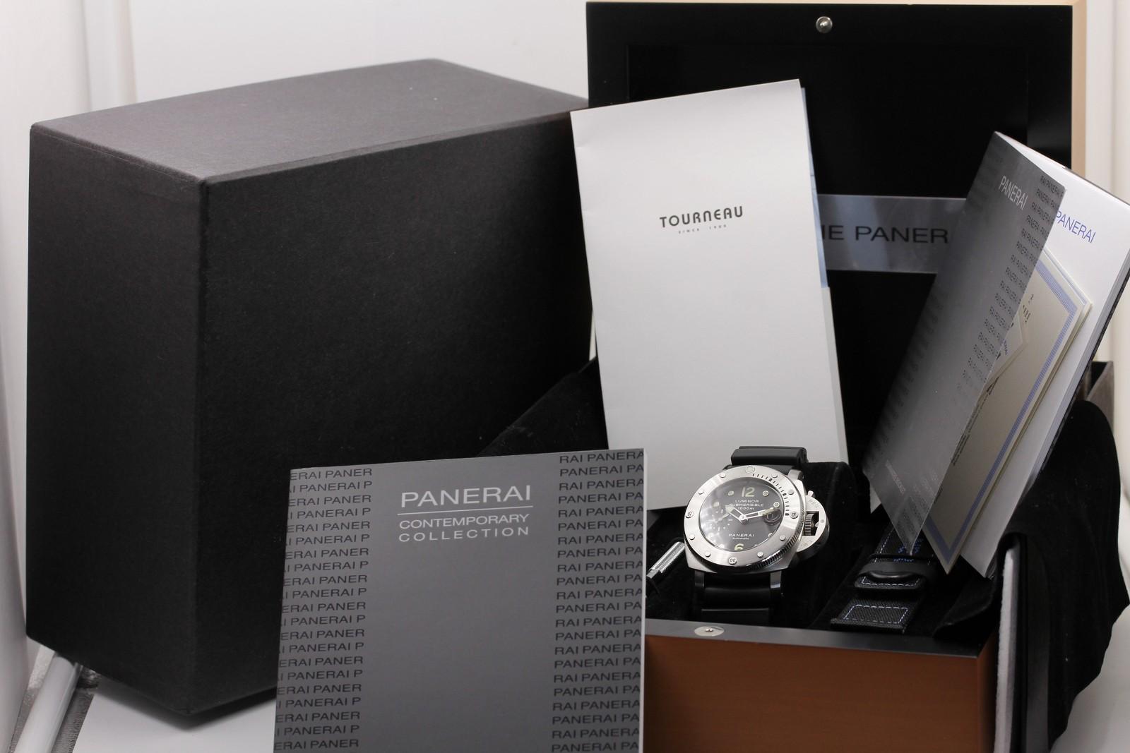 Watch Image 12