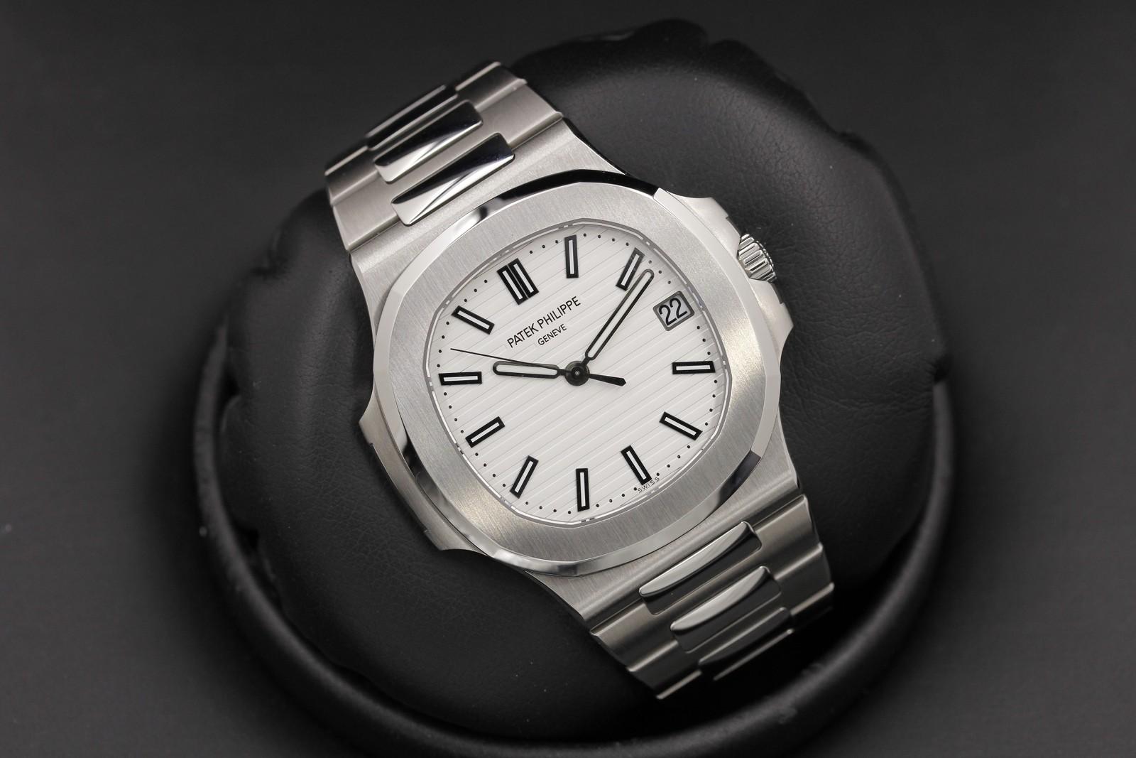 Watch Image 9