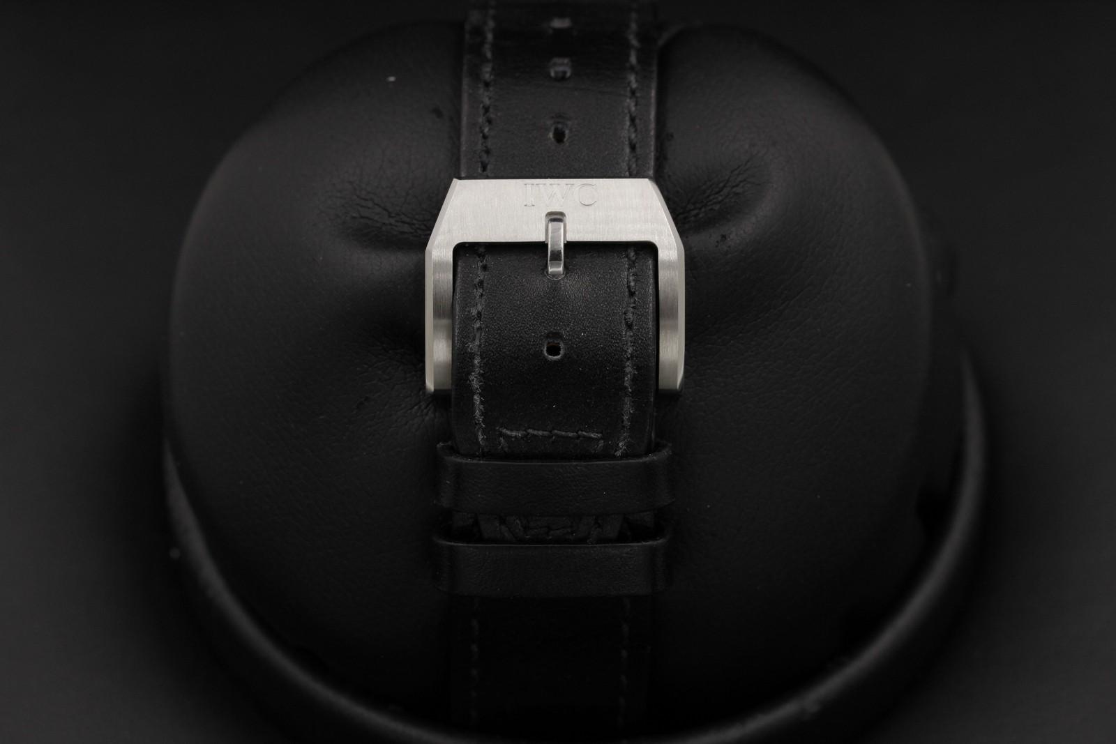 Watch Image 7