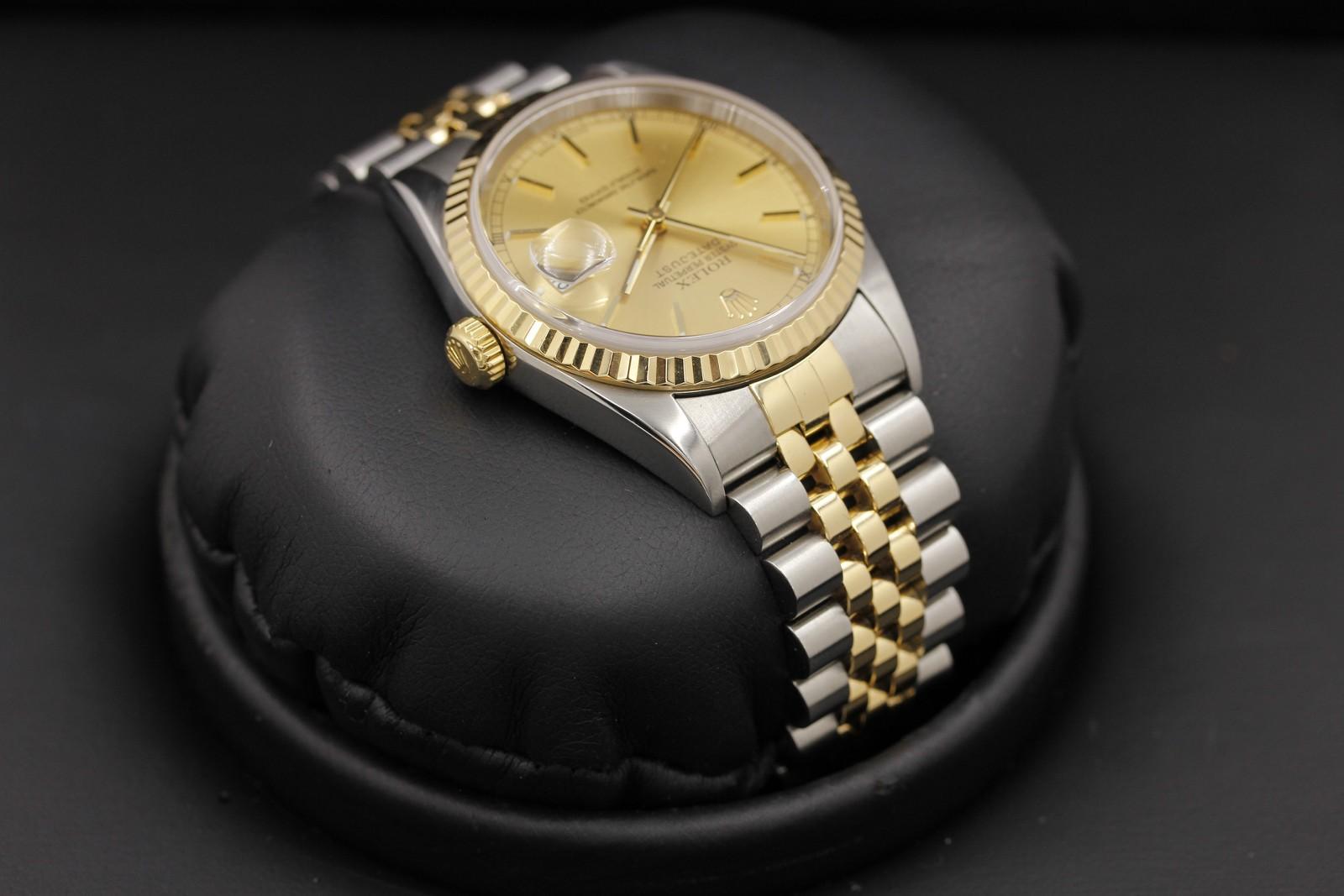 Watch Image 4