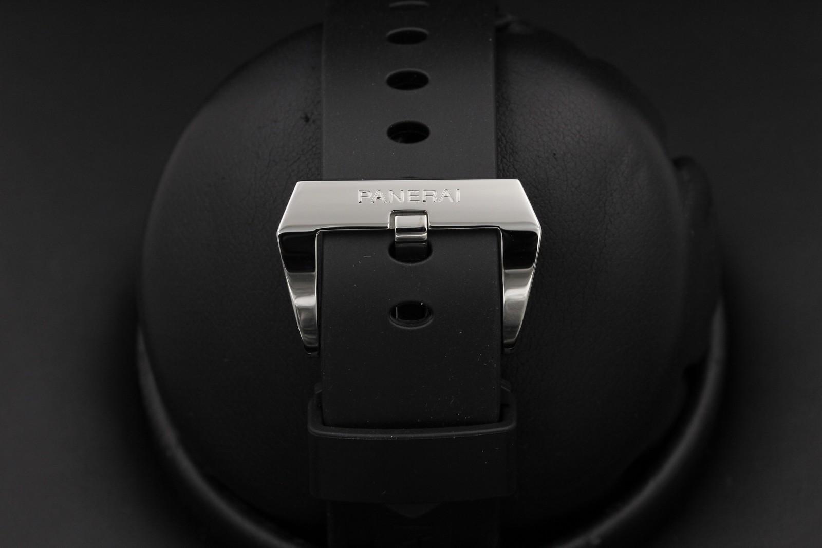 Watch Image 7