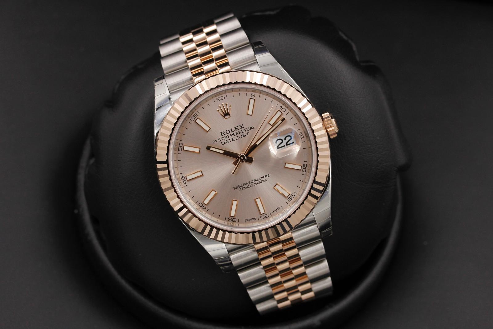 Watch Image 9