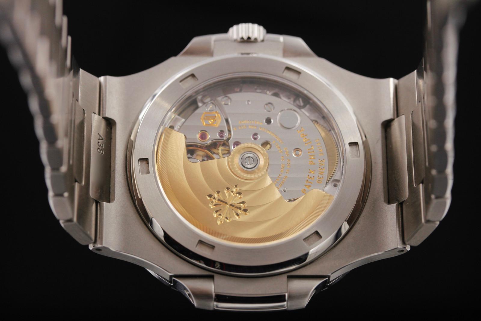 Watch Image 10
