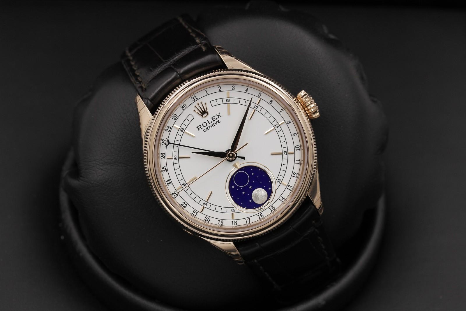 Watch Image 8