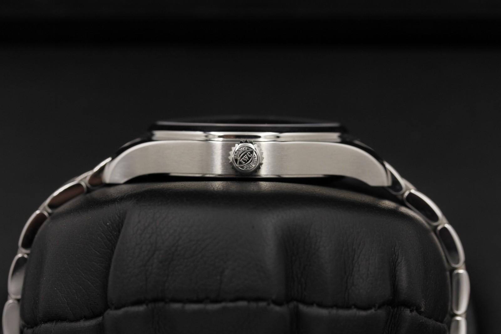 Watch Image 3