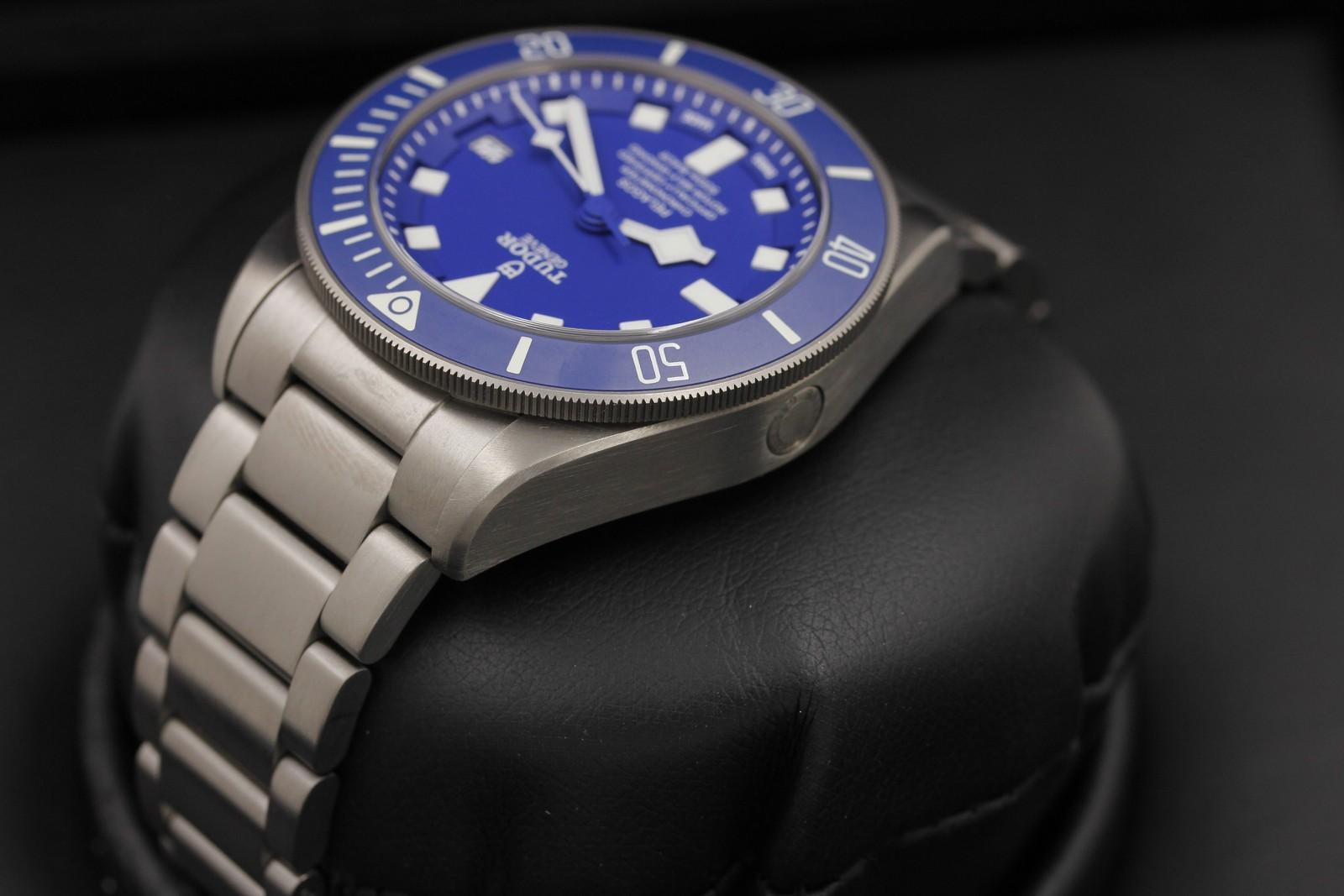 Watch Image 5