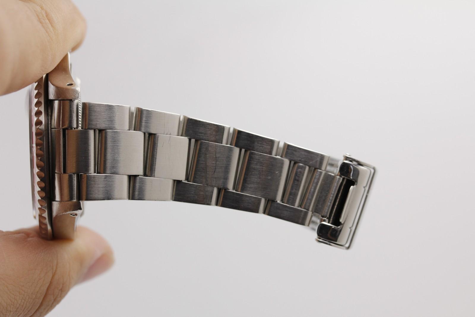 Watch Image 10