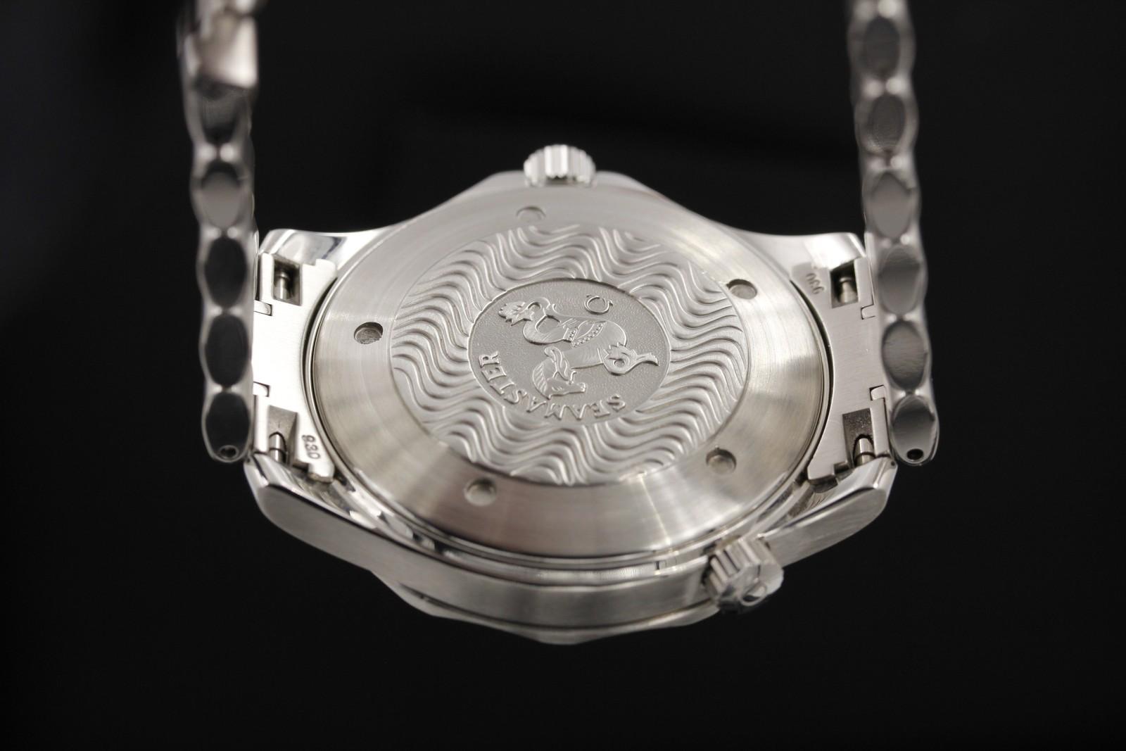 Watch Image 10