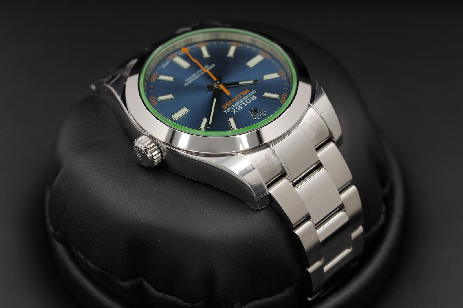 Watch Image 4