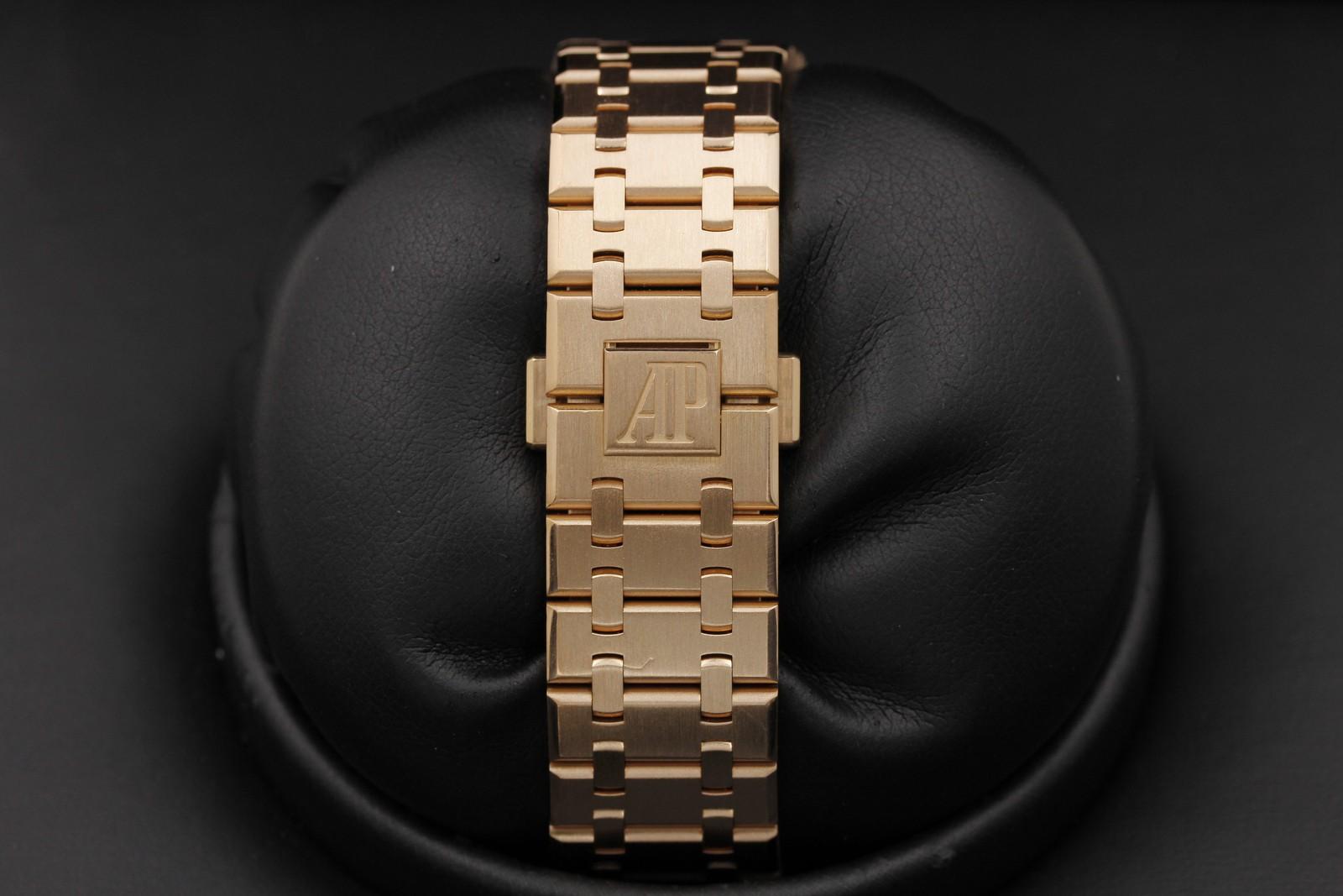 Watch Image 8