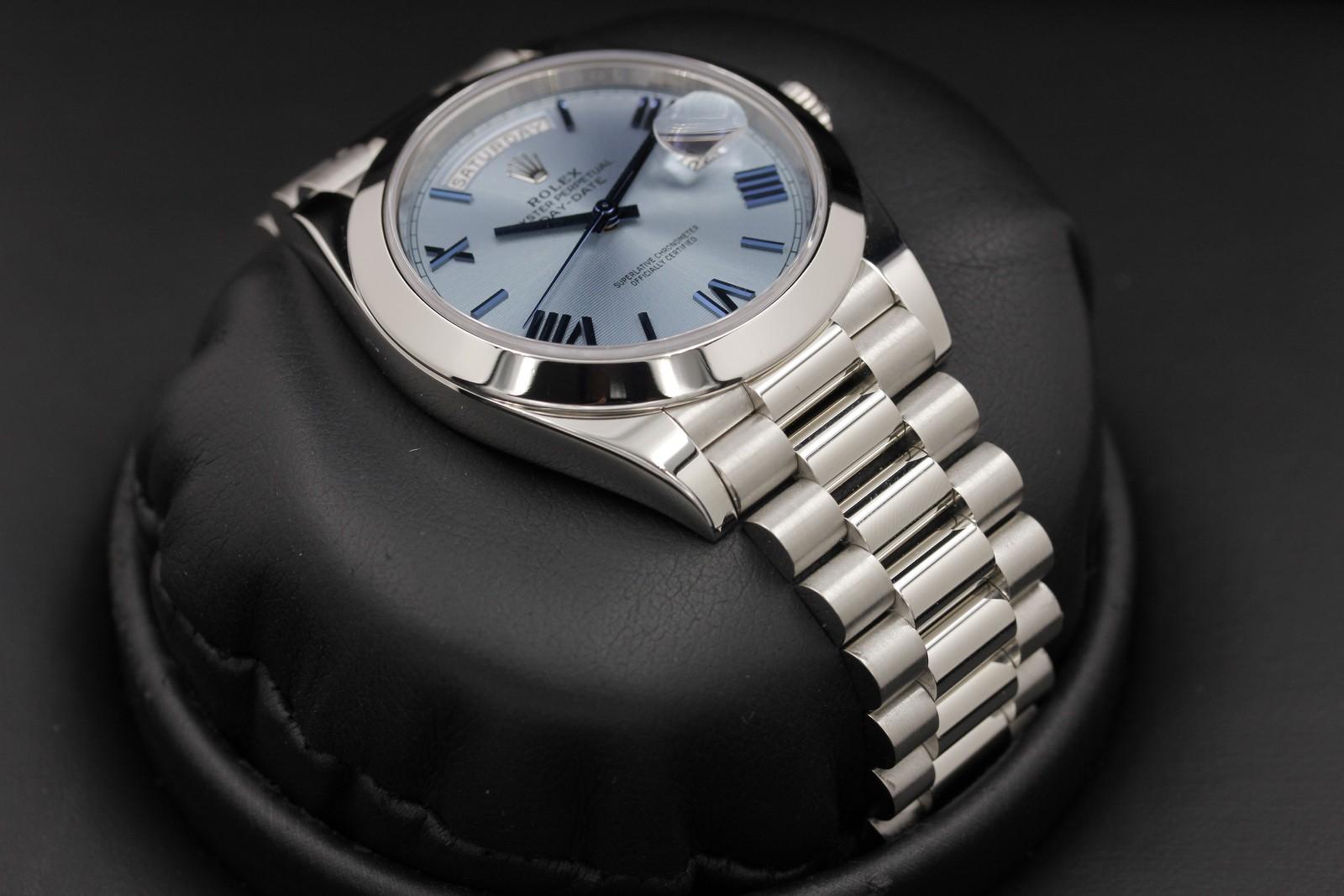 Watch Image 6