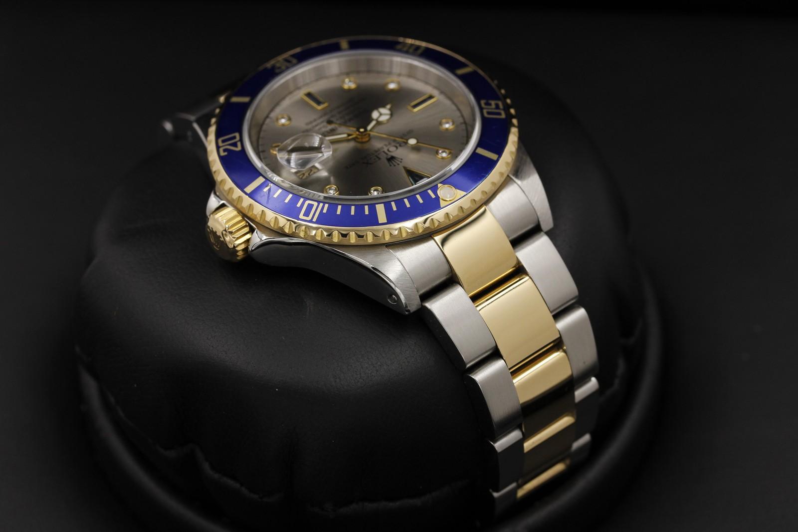 Watch Image 4