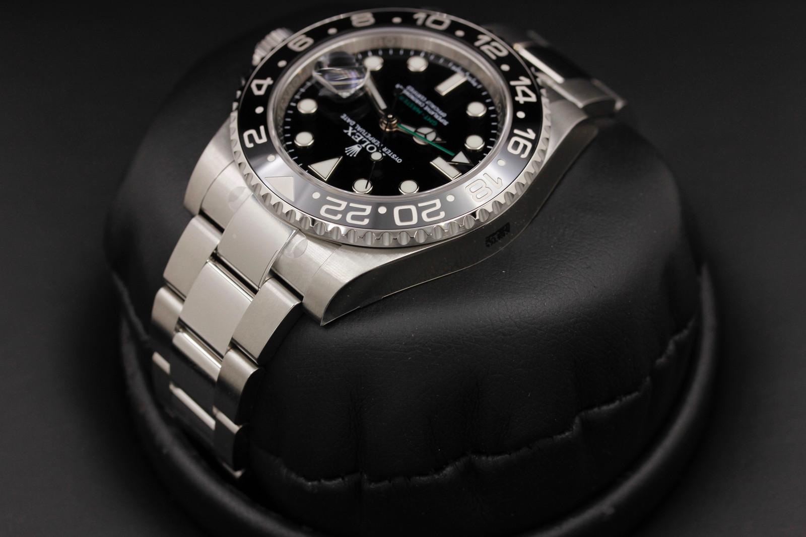 Watch Image 5