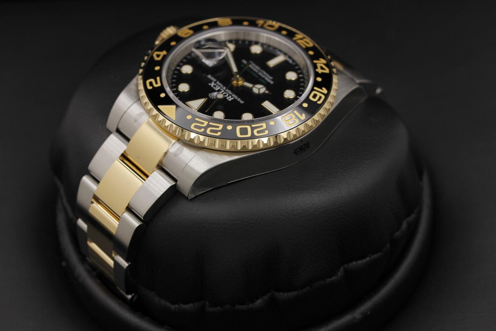Watch Image 5
