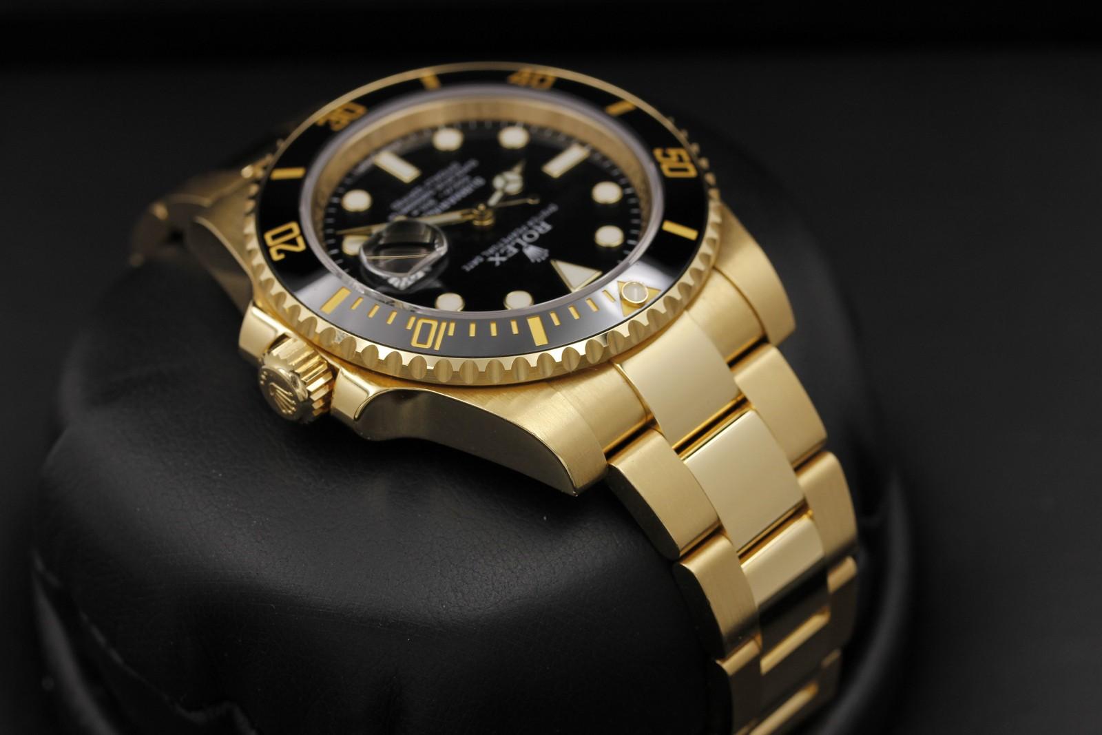 Watch Image 4