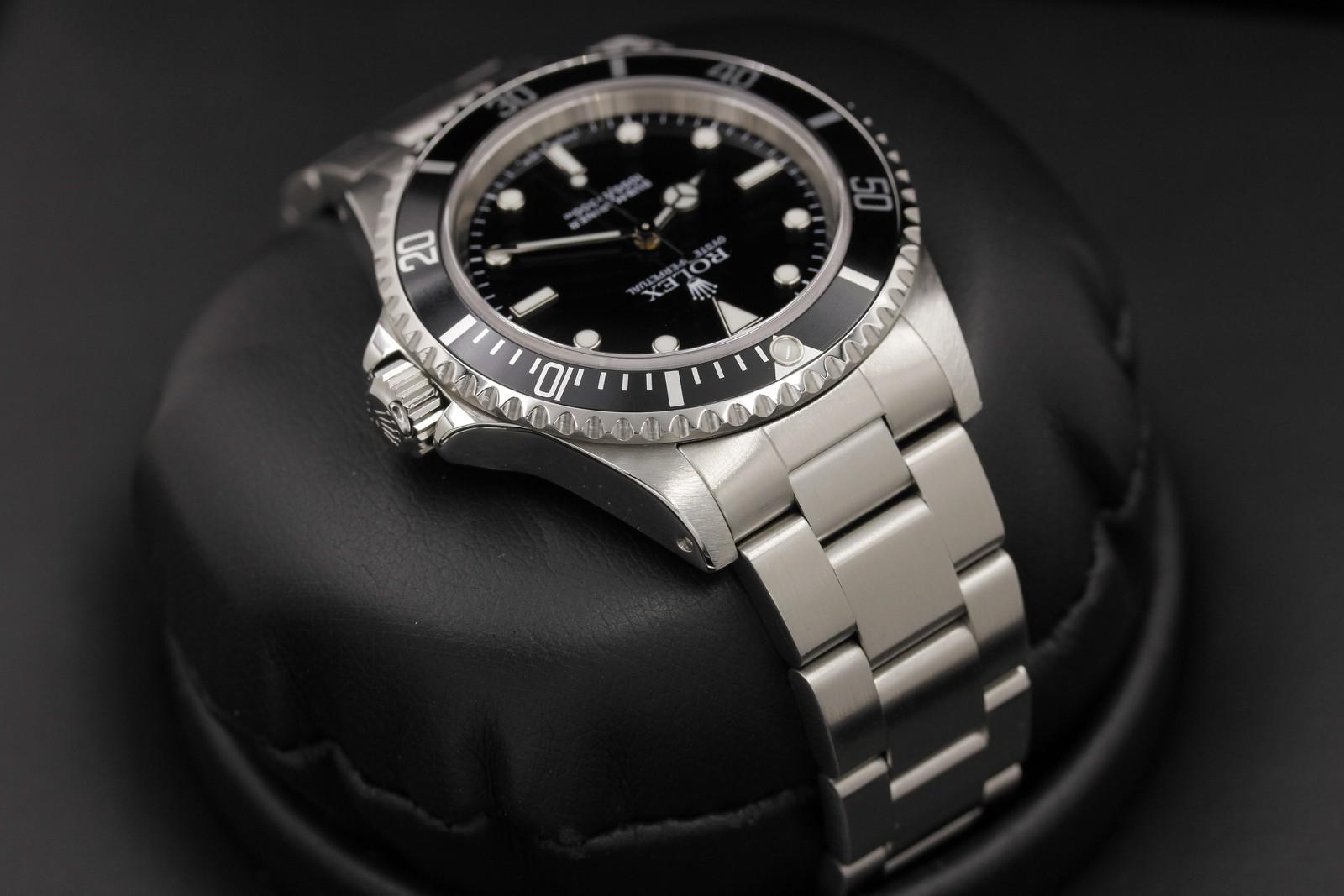 Watch Image 4