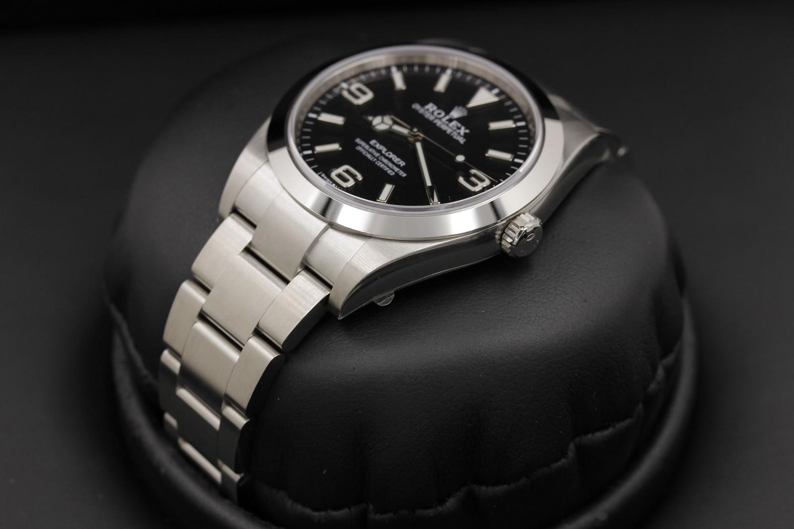 Watch Image 2