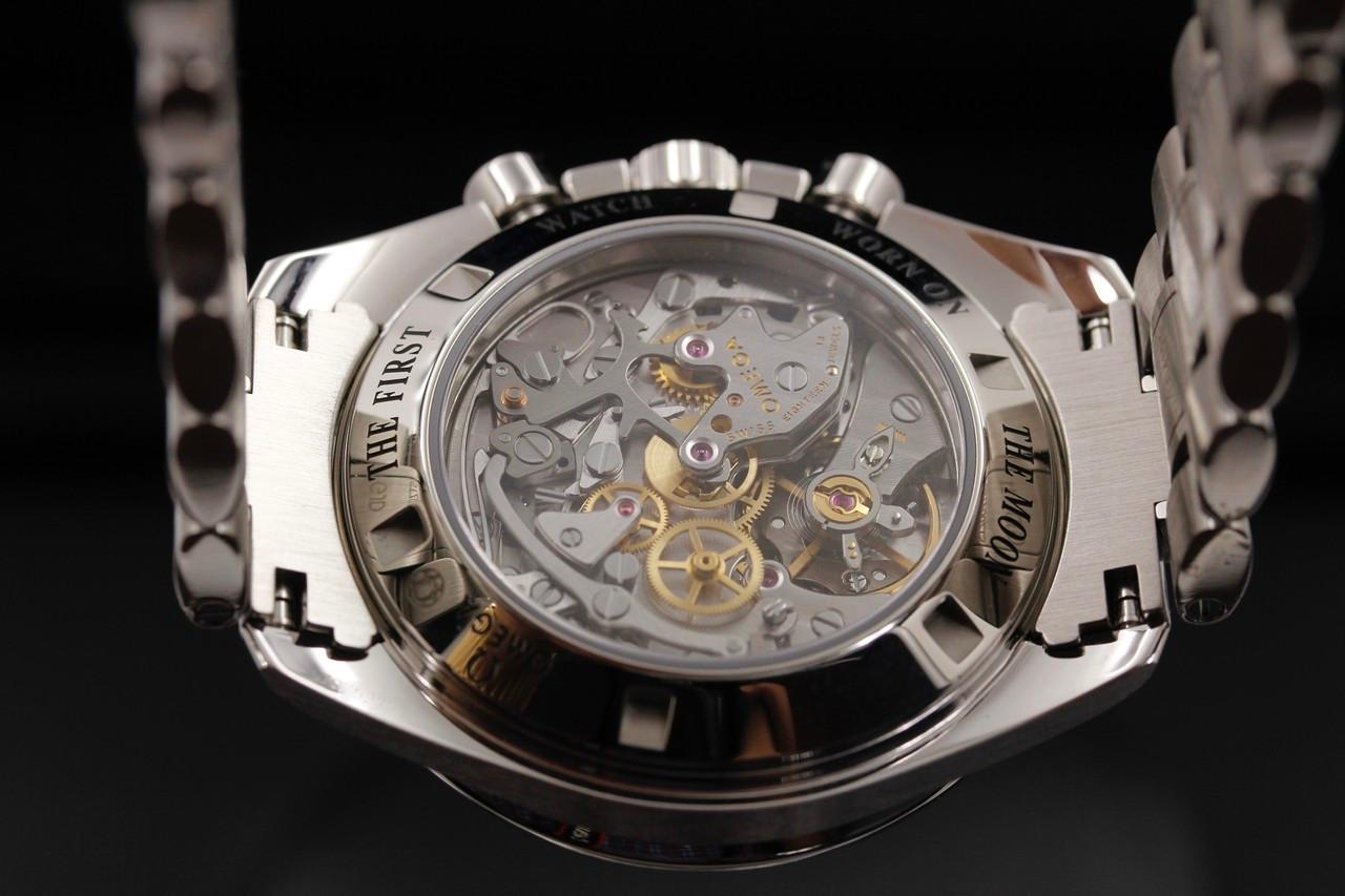 Watch Image 10