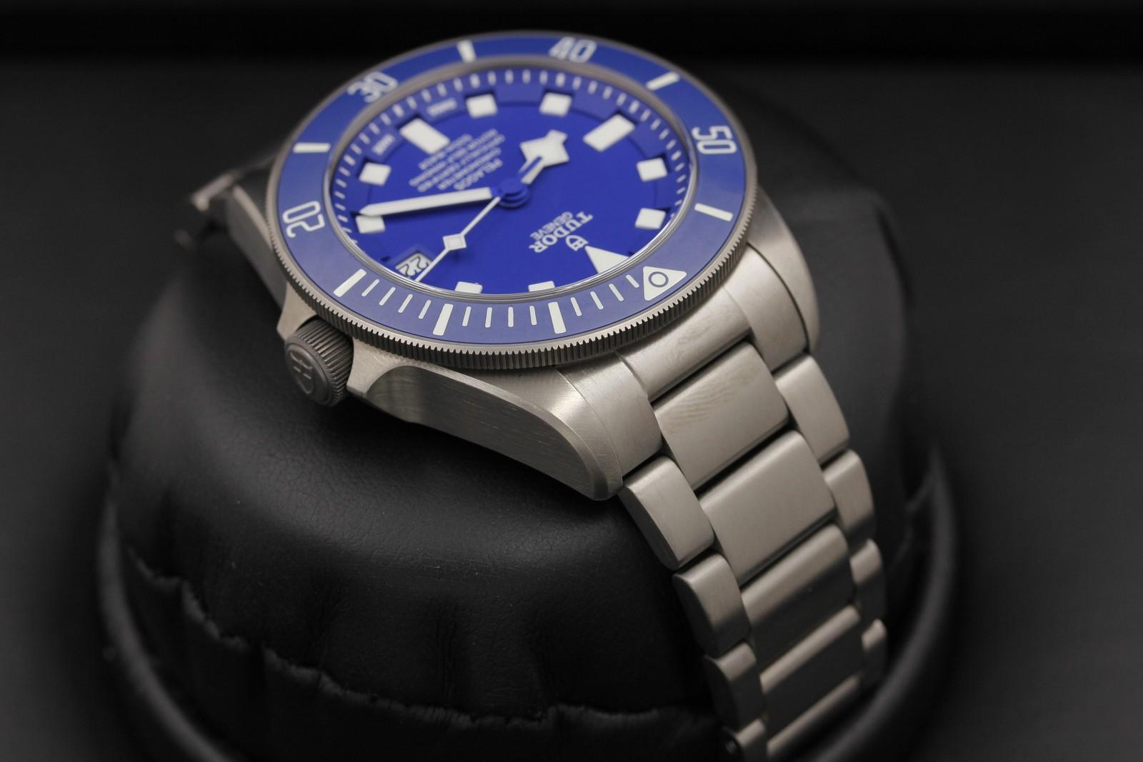Watch Image 4