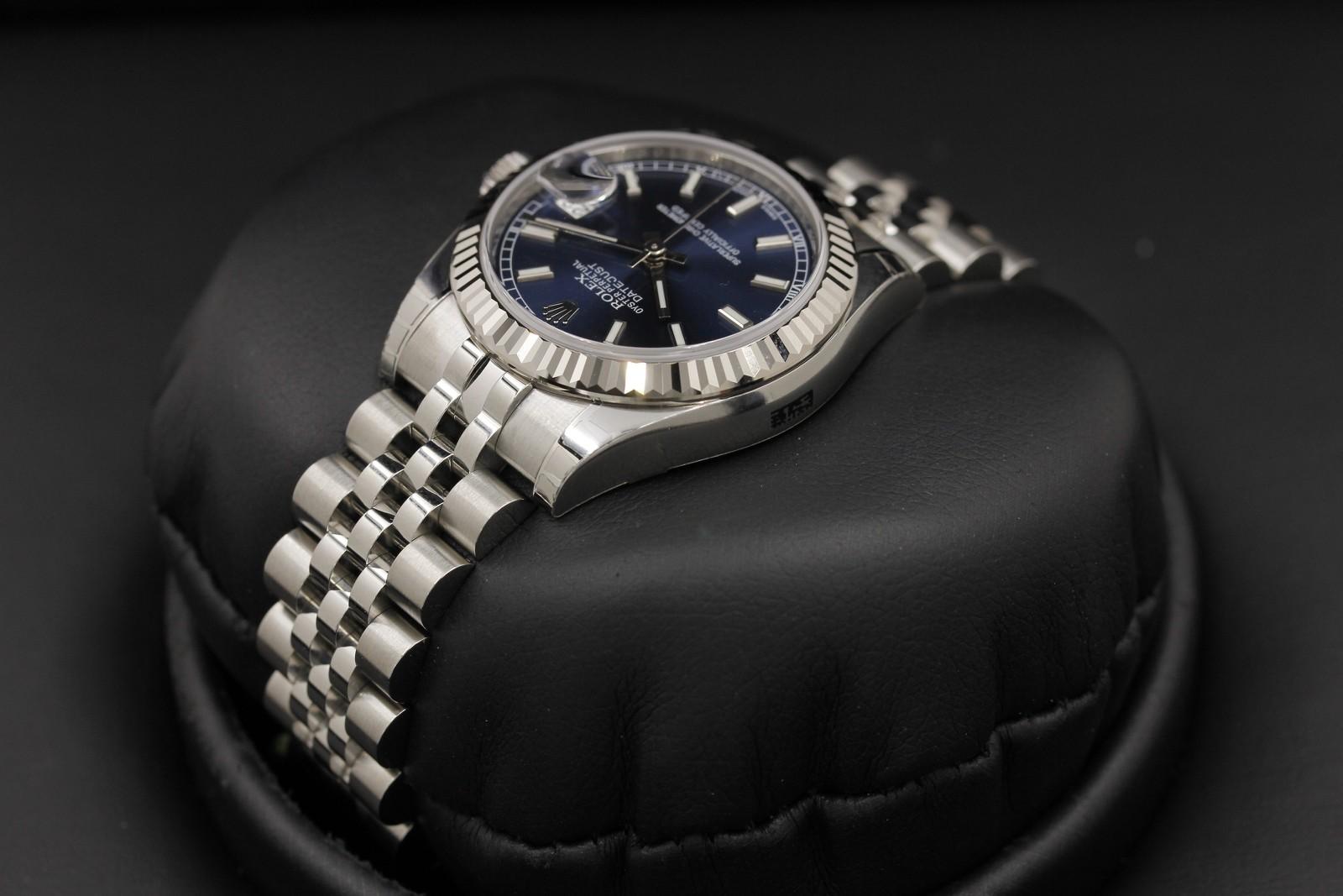 Watch Image 5