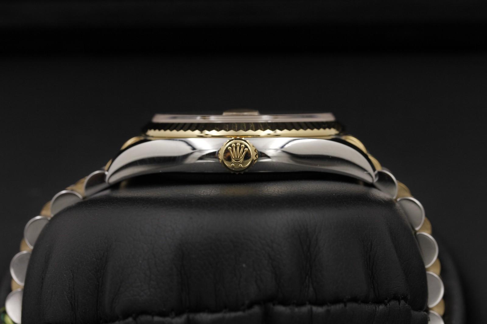 Watch Image 3