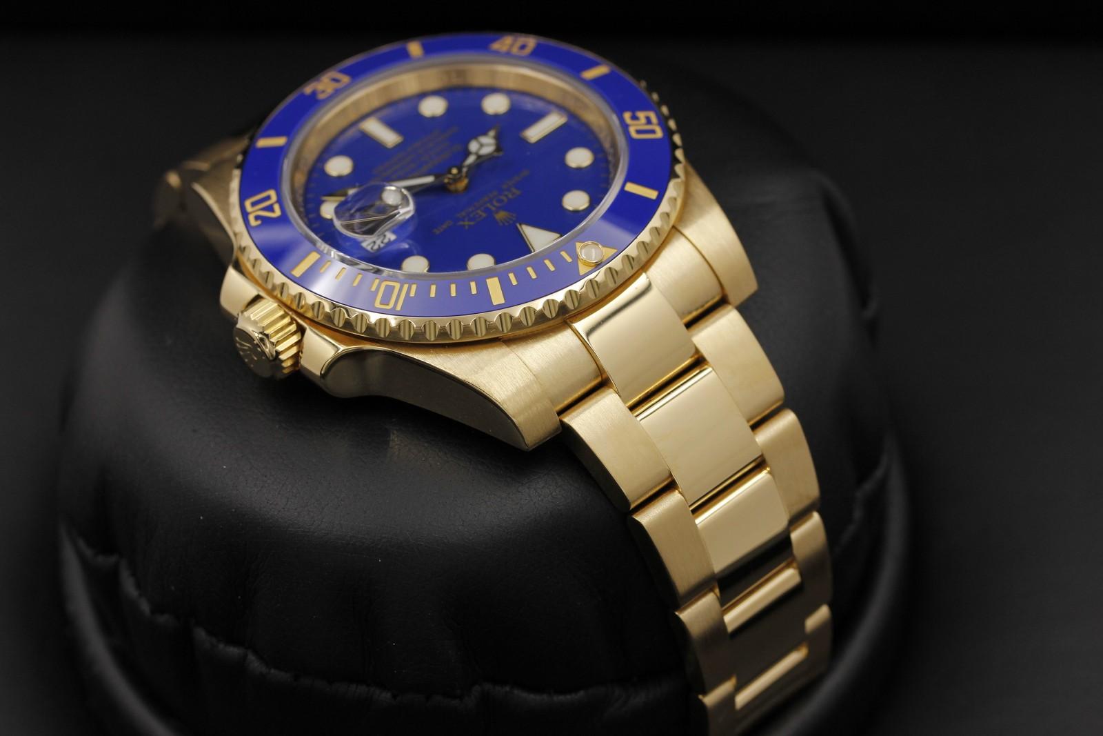 Watch Image 4