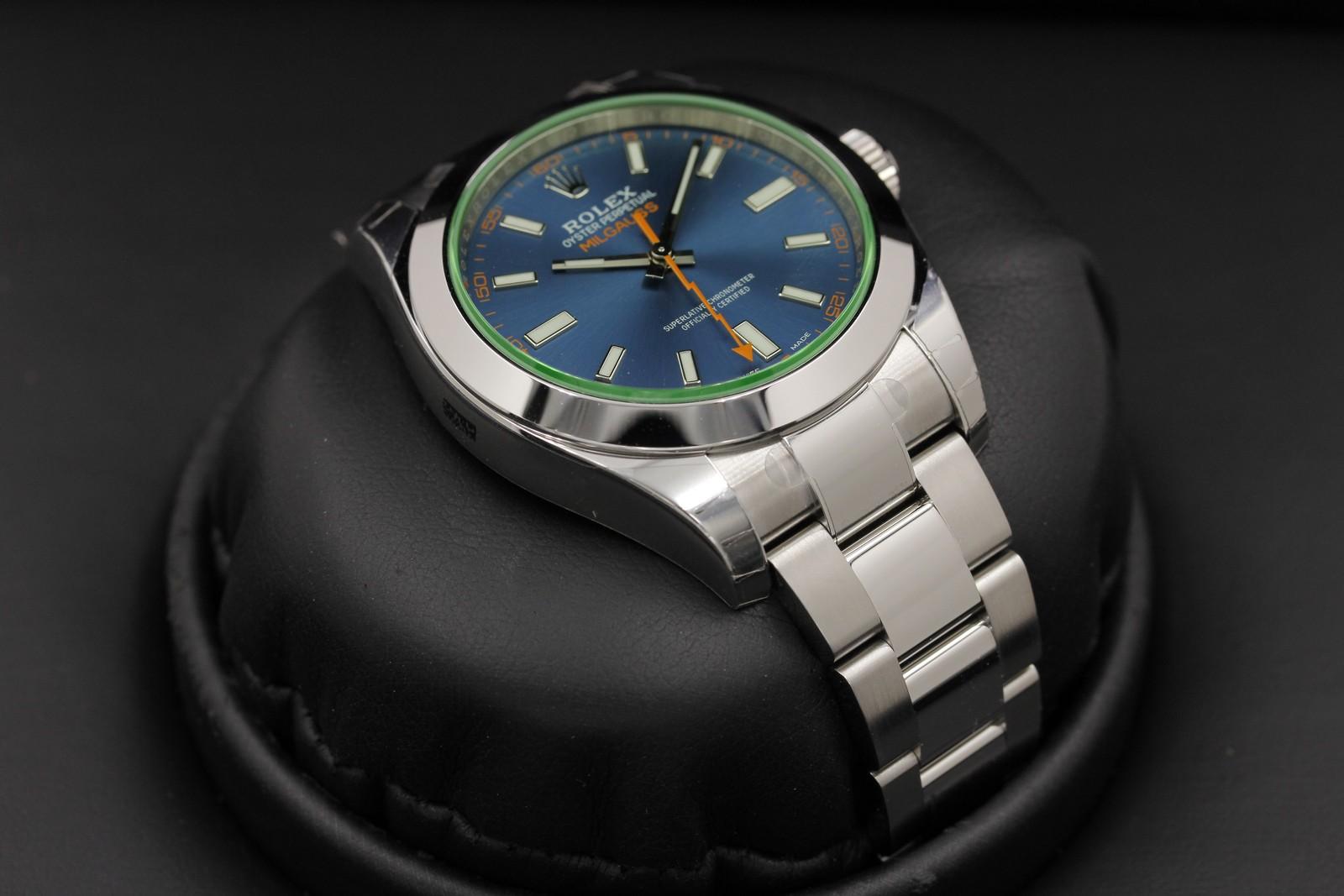 Watch Image 6