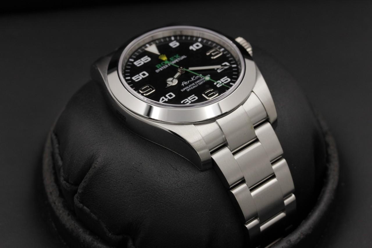 Watch Image 5