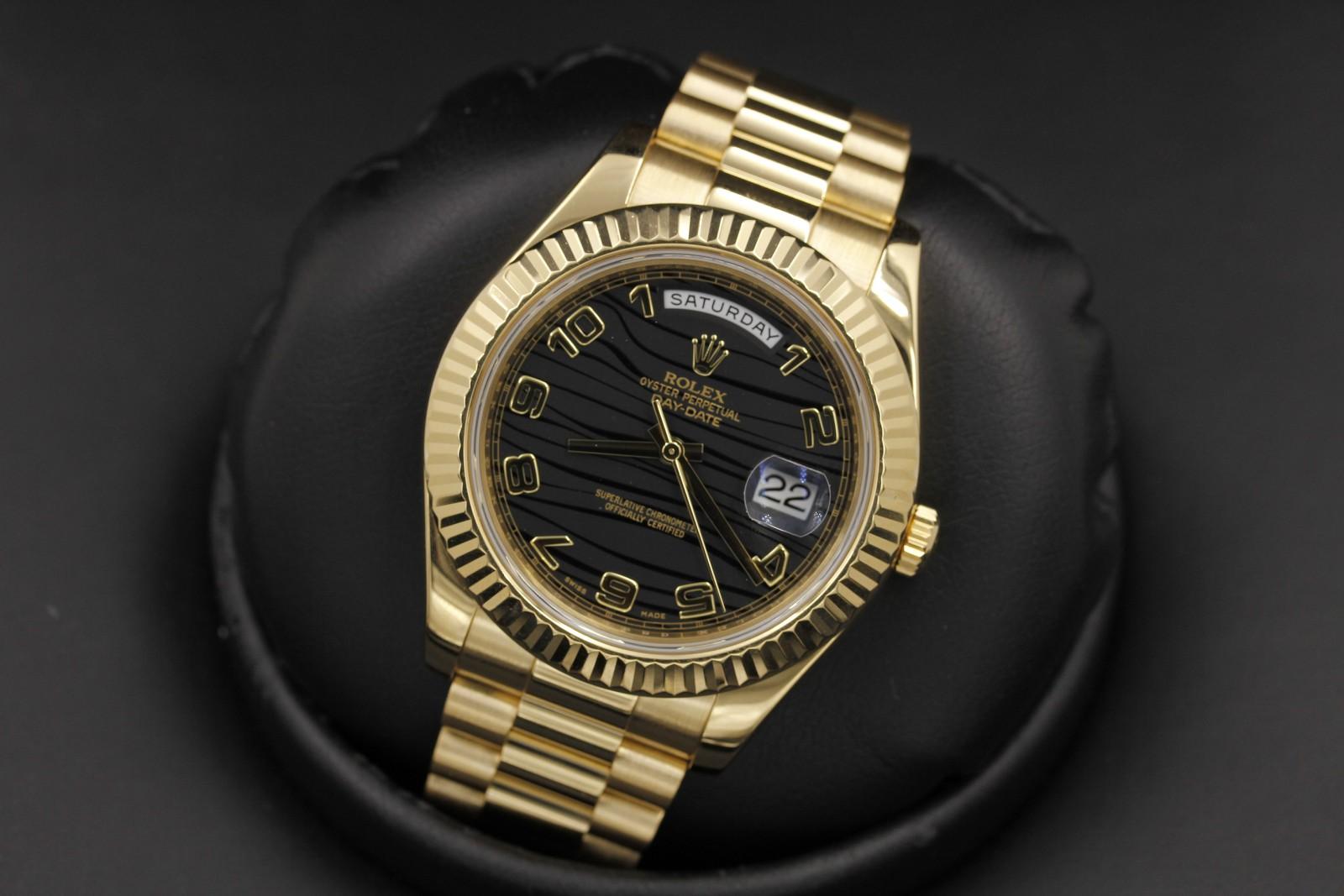 Watch Image 8