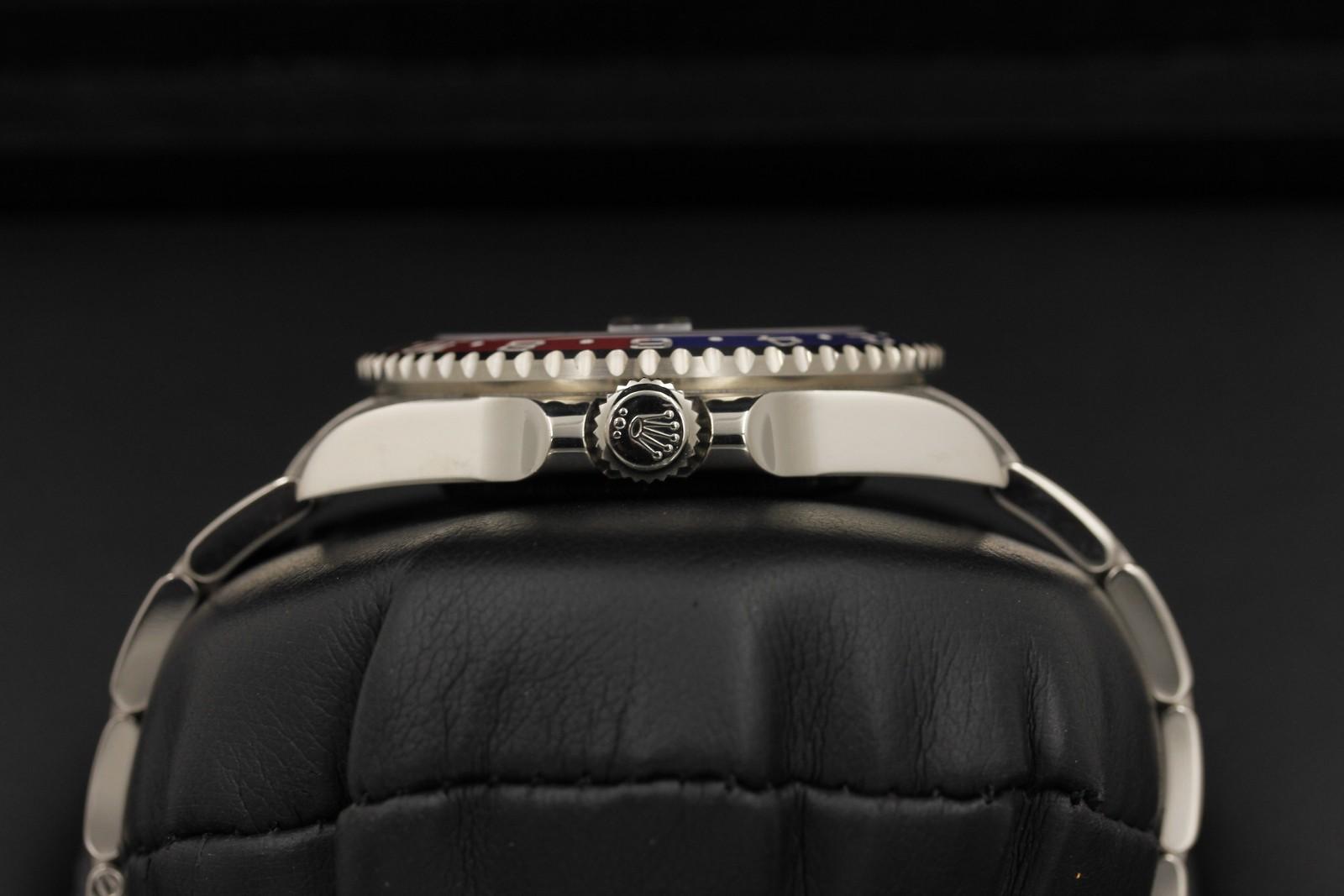 Watch Image 3