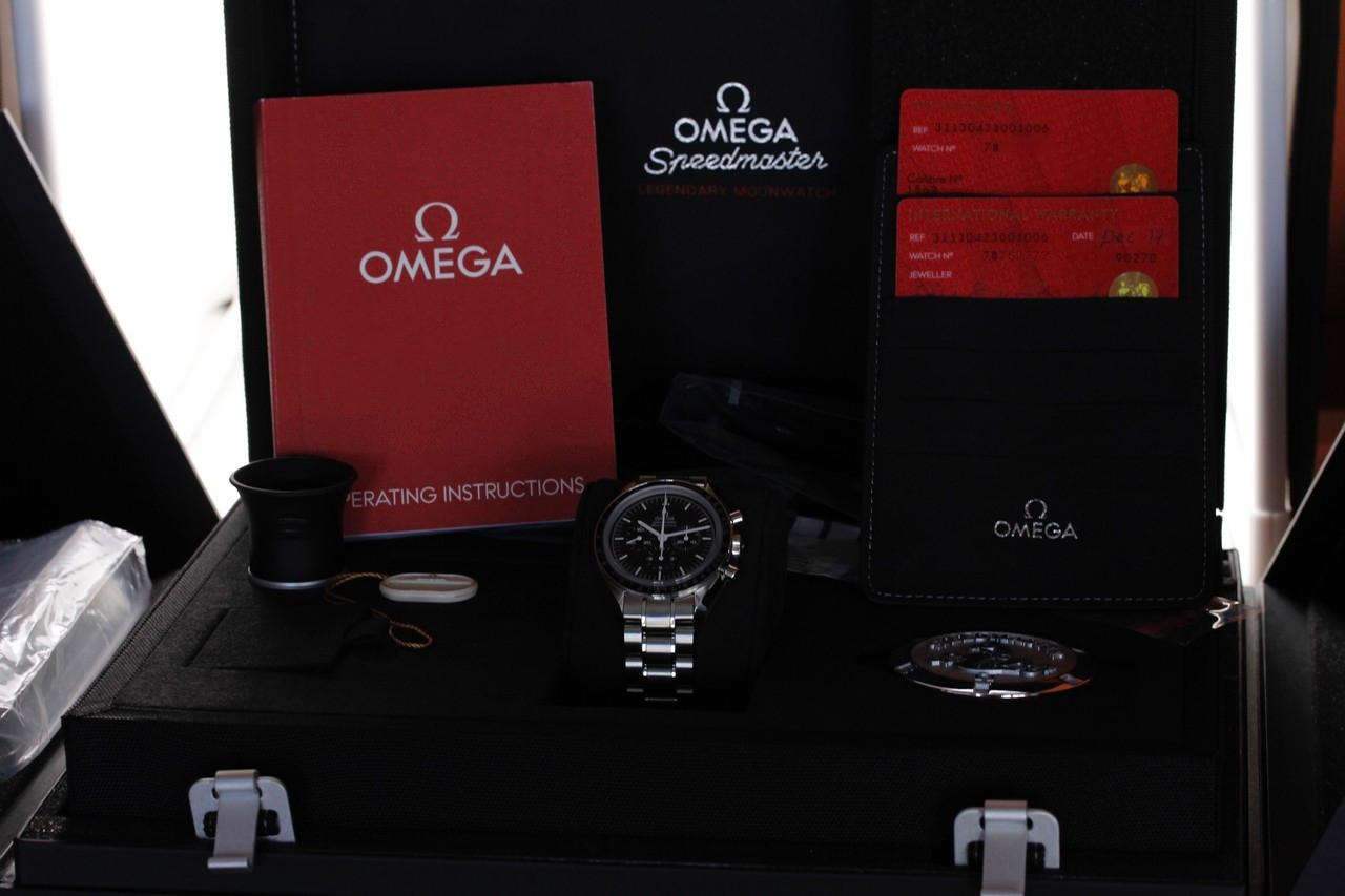 Watch Image 12