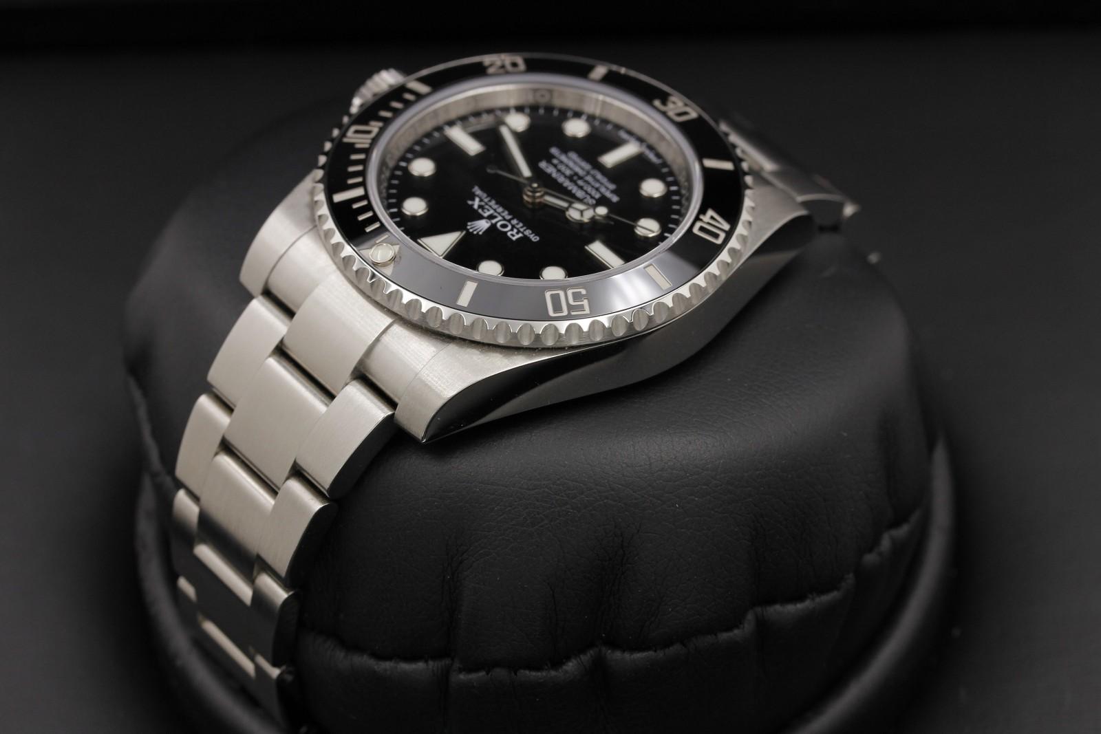 Watch Image 5