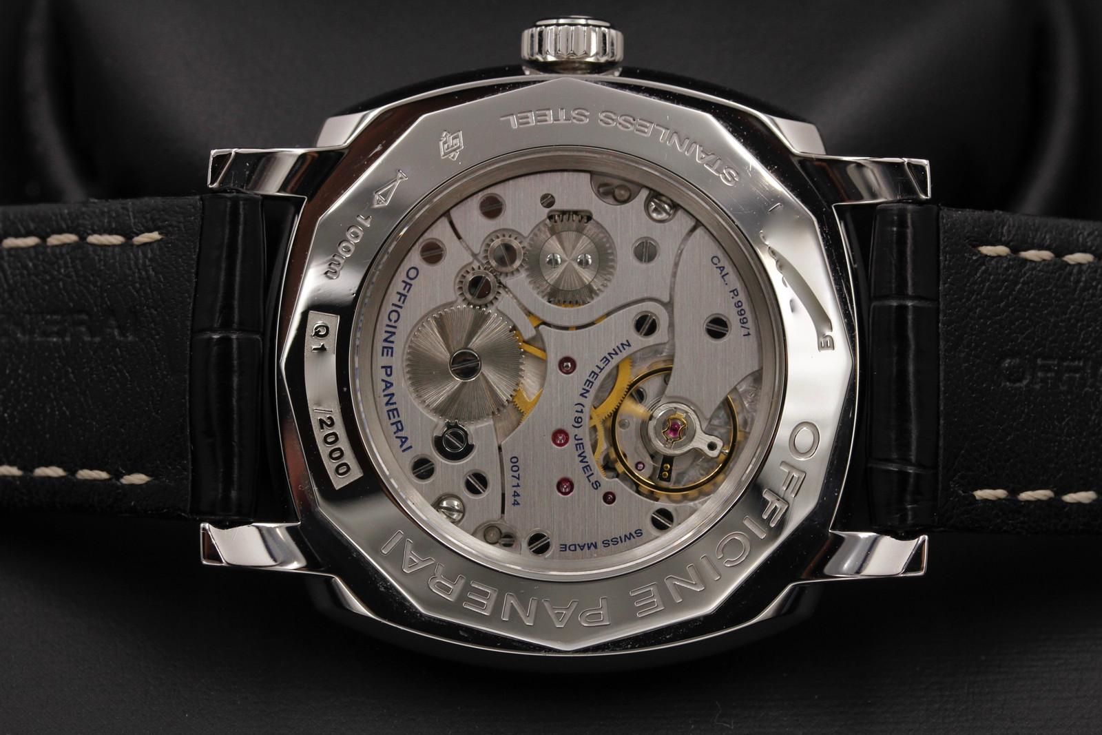 Watch Image 10