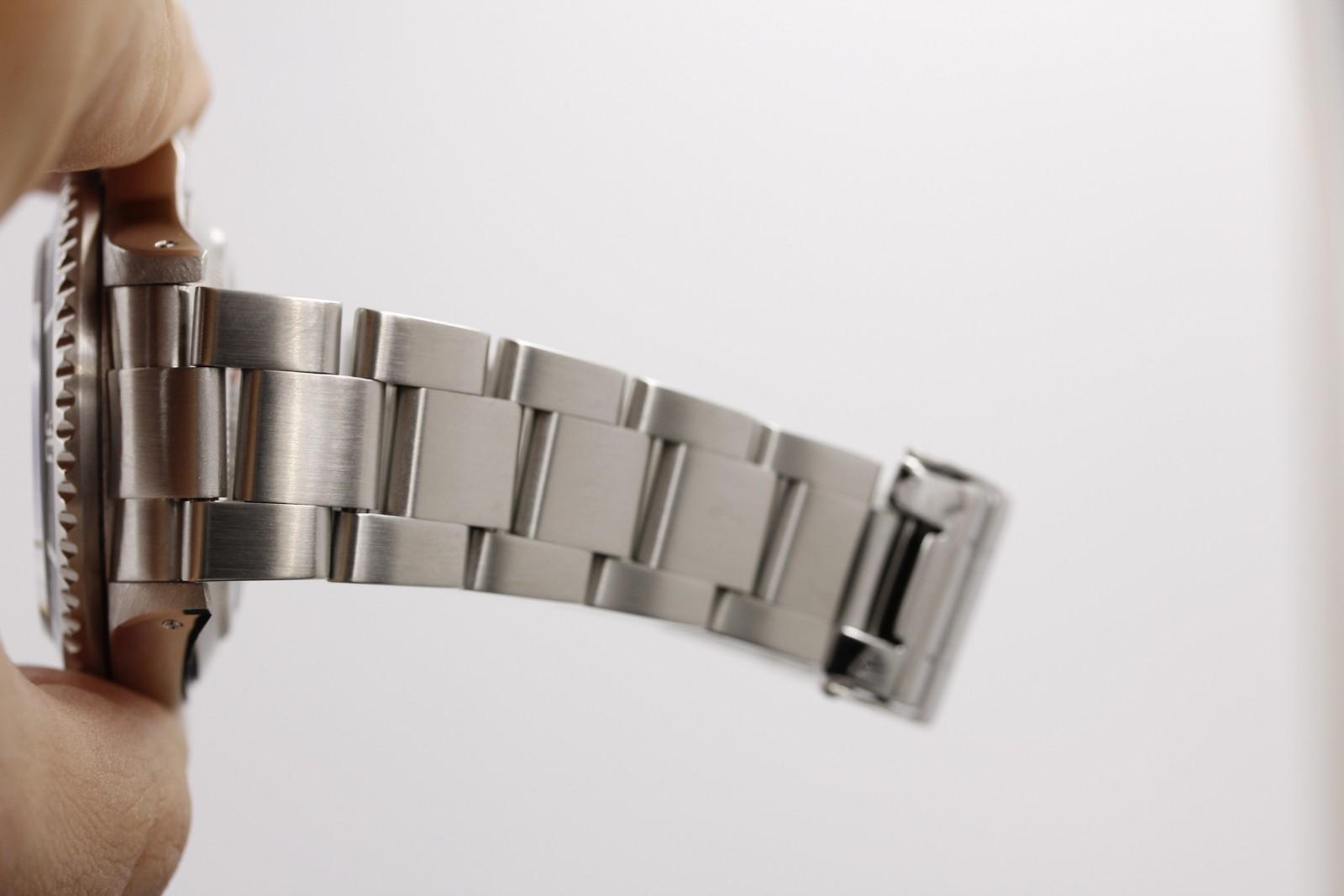 Watch Image 11