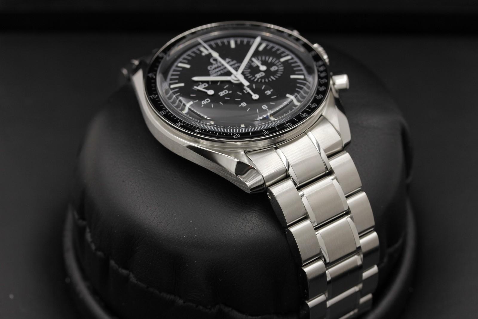 Watch Image 6