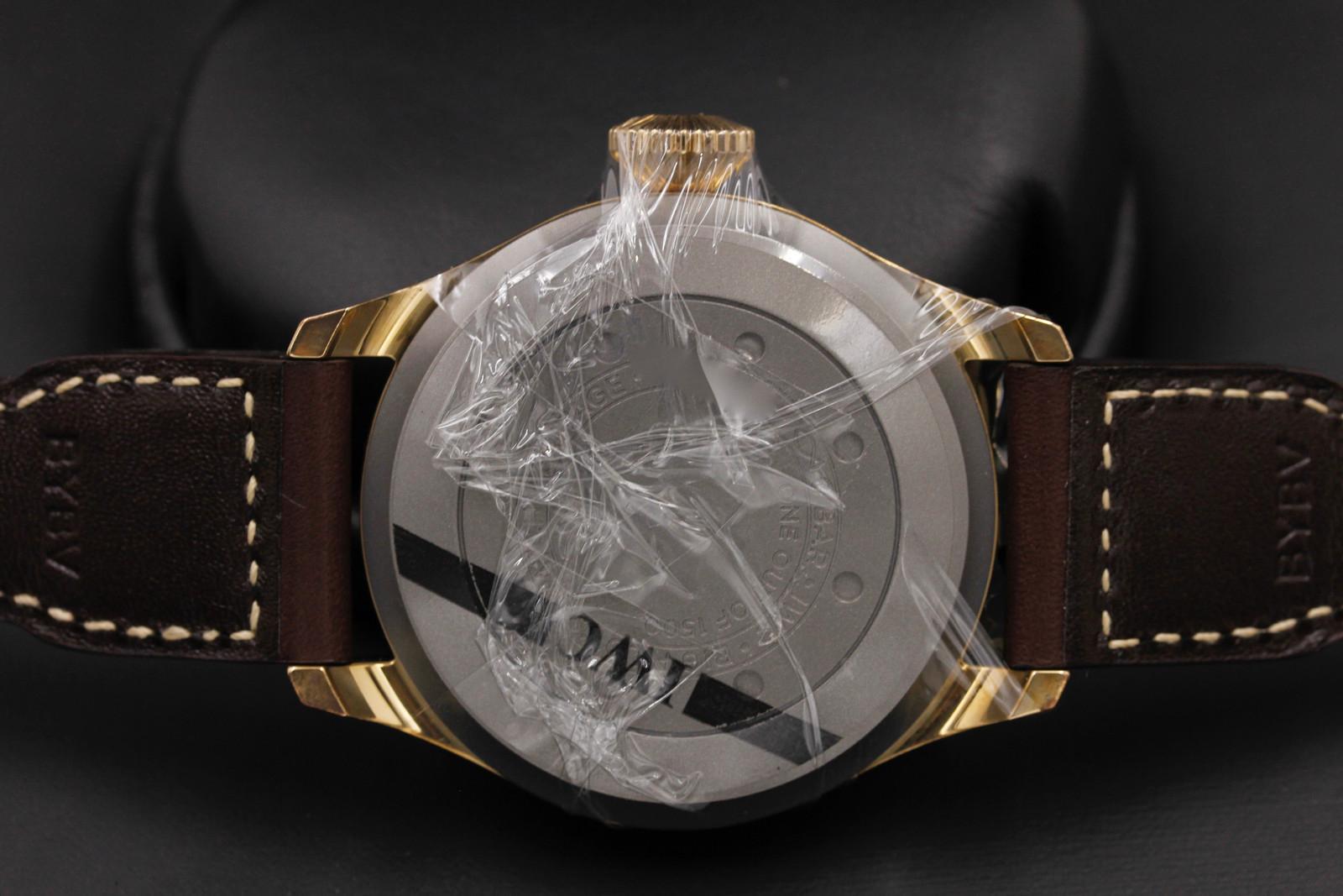 Watch Image 10