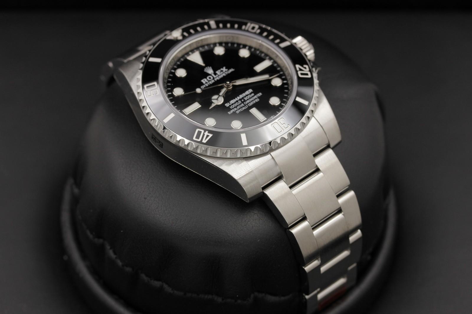Watch Image 6